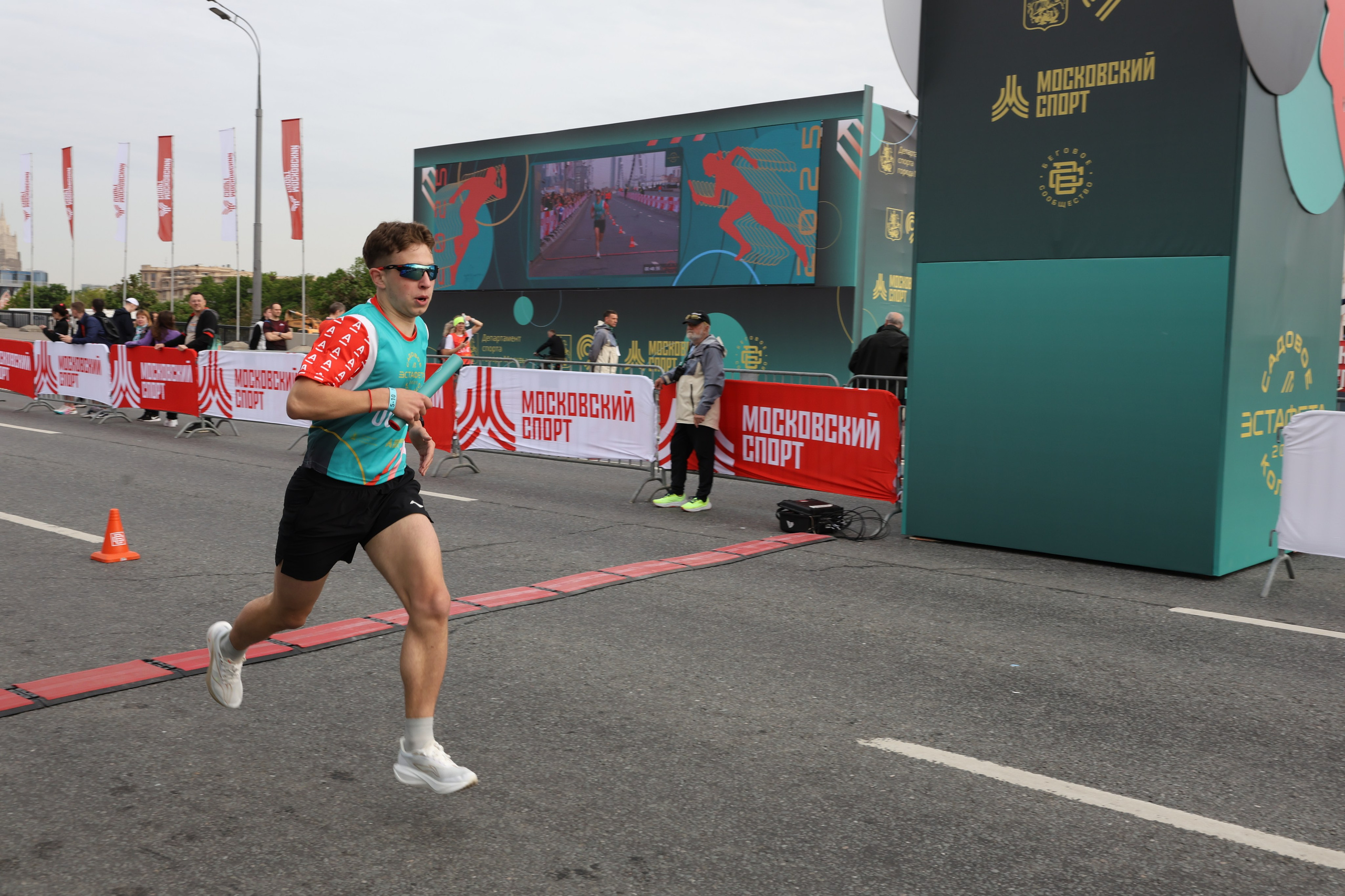 Забег по Садовому кольцу 2025 г. Репортажный фотограф, спортивный фотограф в Москве и области