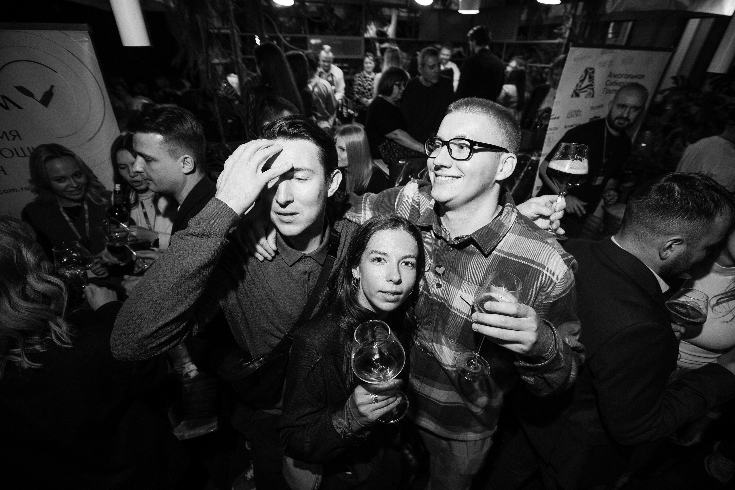 ВИННЫЙ ФЕСТИВАЛЬ. СВОИ. ФОТООТЧЕТЫ-СОБЫТИЯ-МЕСТА