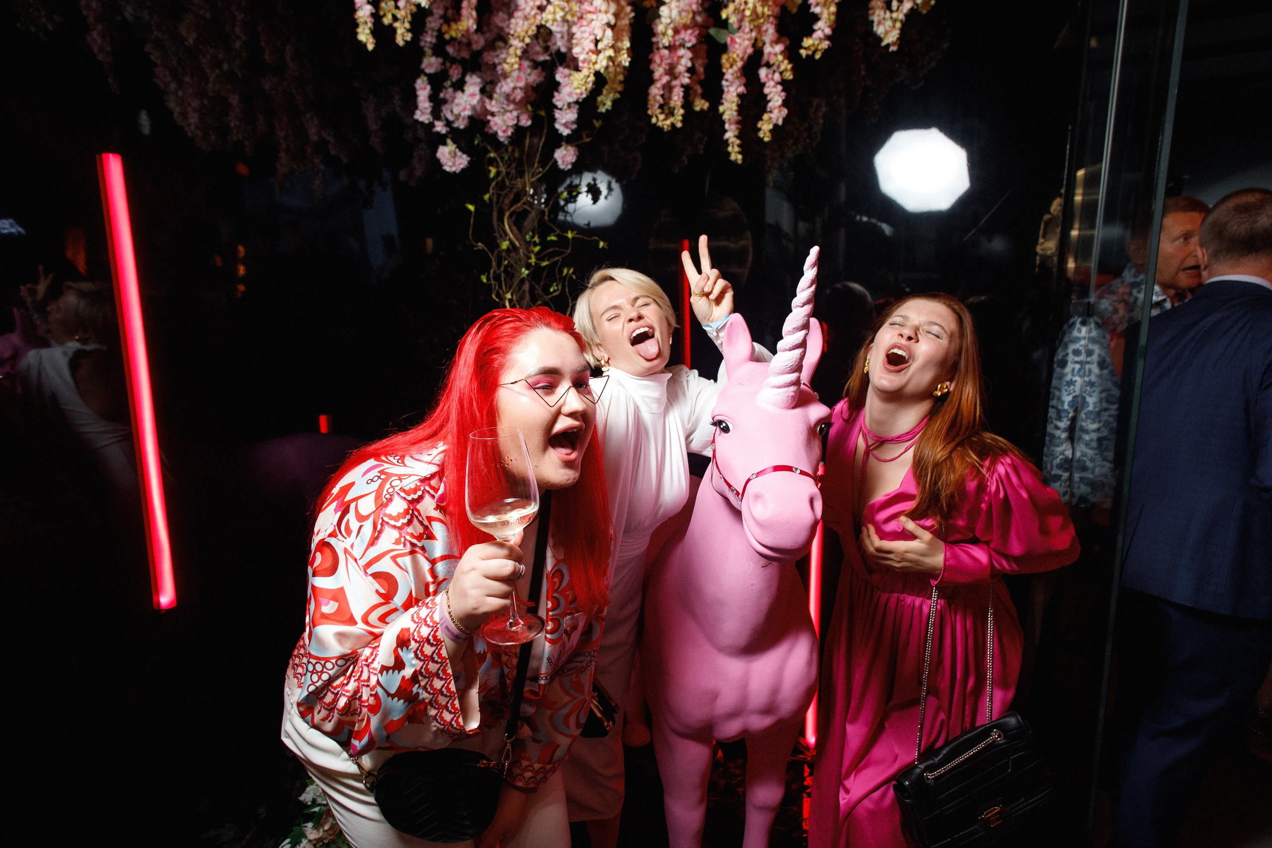 BRAVO FLORA EVENT. СВОИ. ФОТООТЧЕТЫ-СОБЫТИЯ-МЕСТА