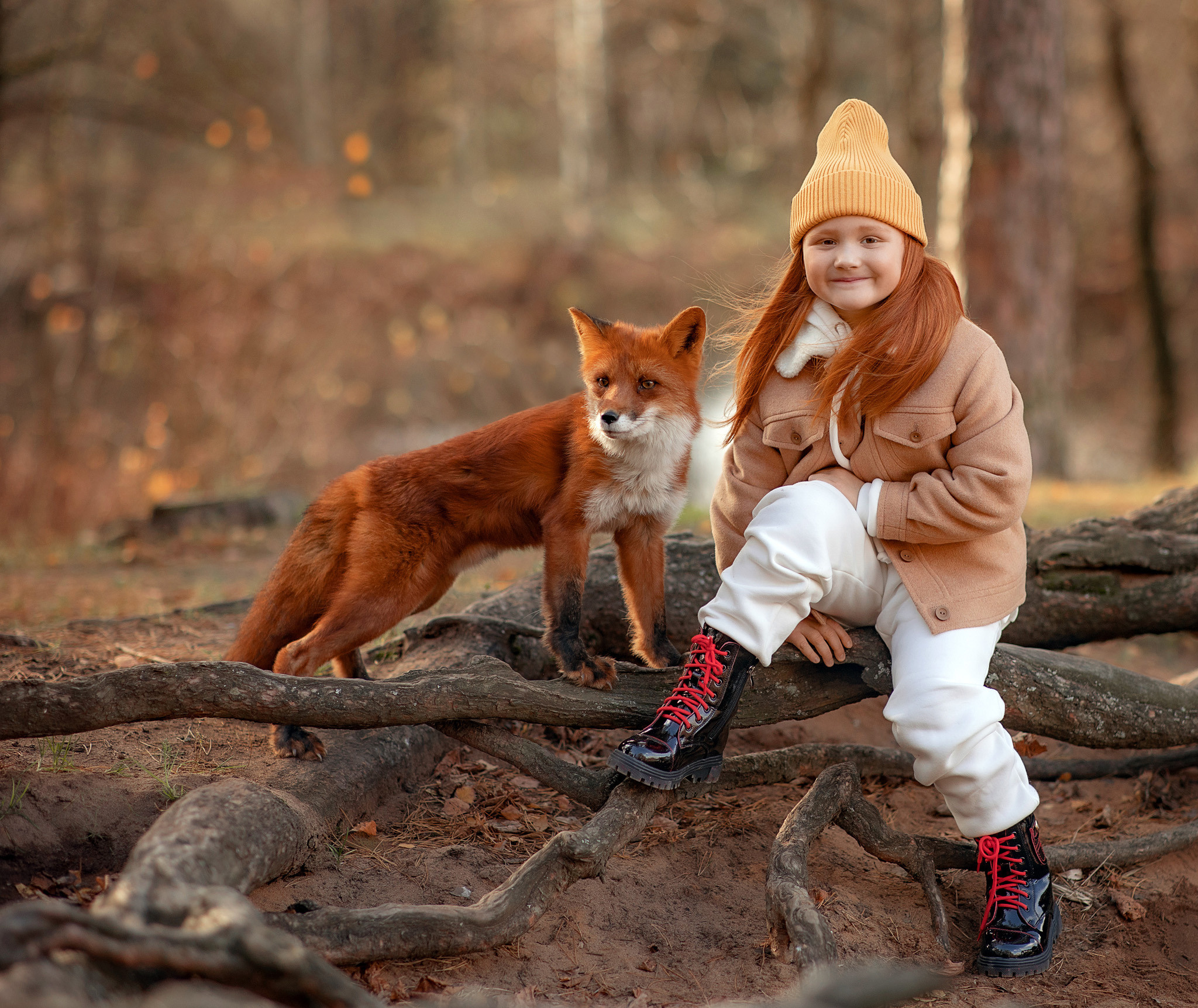 Ирина с детьми и лис Ричард. Детский и семейный фотограф с животными в Москве Гурьева Надежда