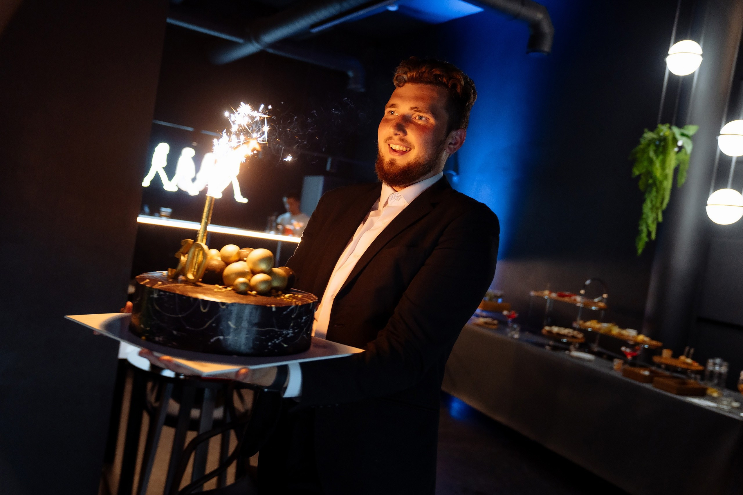 Mr. Black (лето). Аренда лофта в СПб для мероприятий