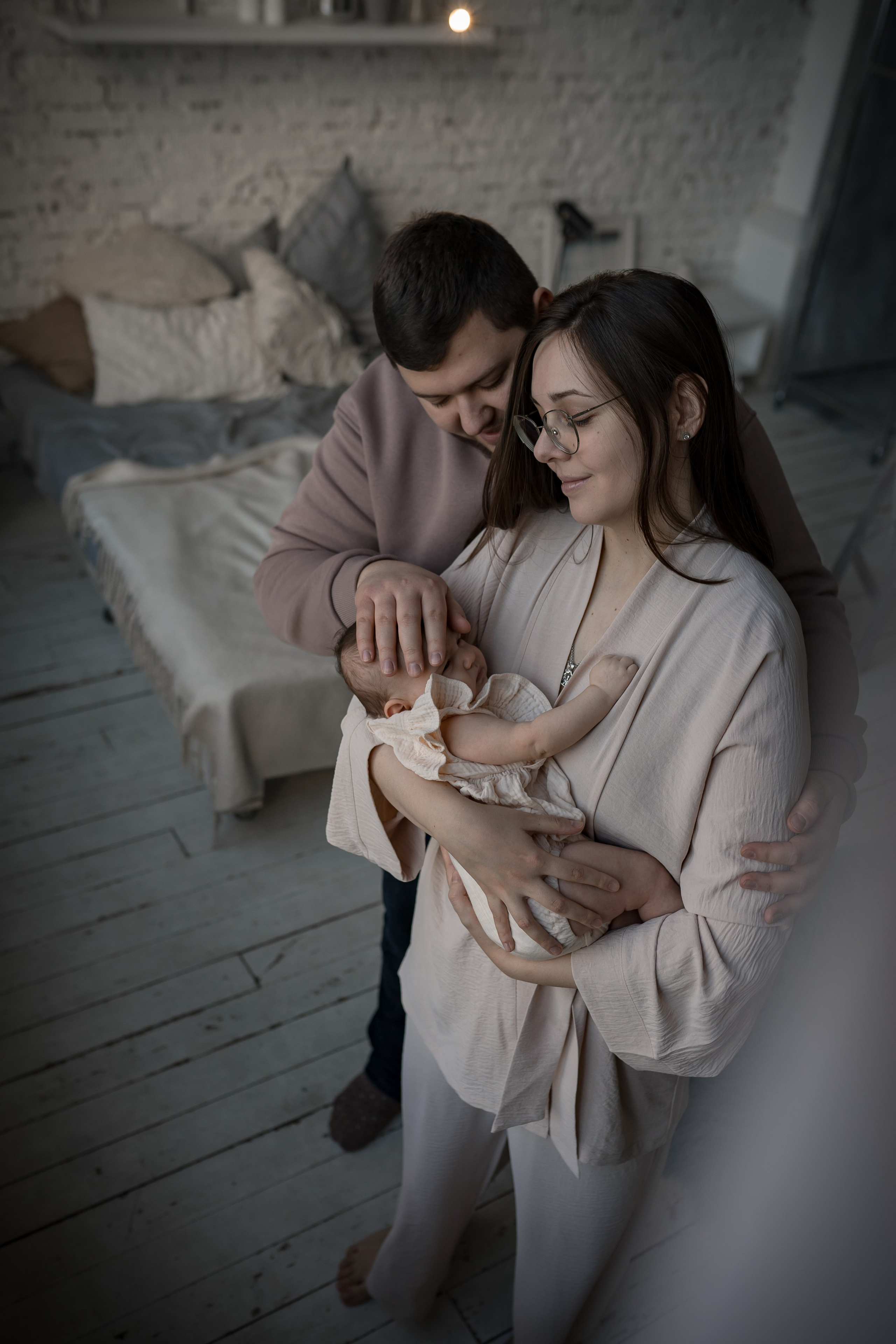 Семейная фотосъемка новорожденной. Фотограф Крещения и Венчания в Москве