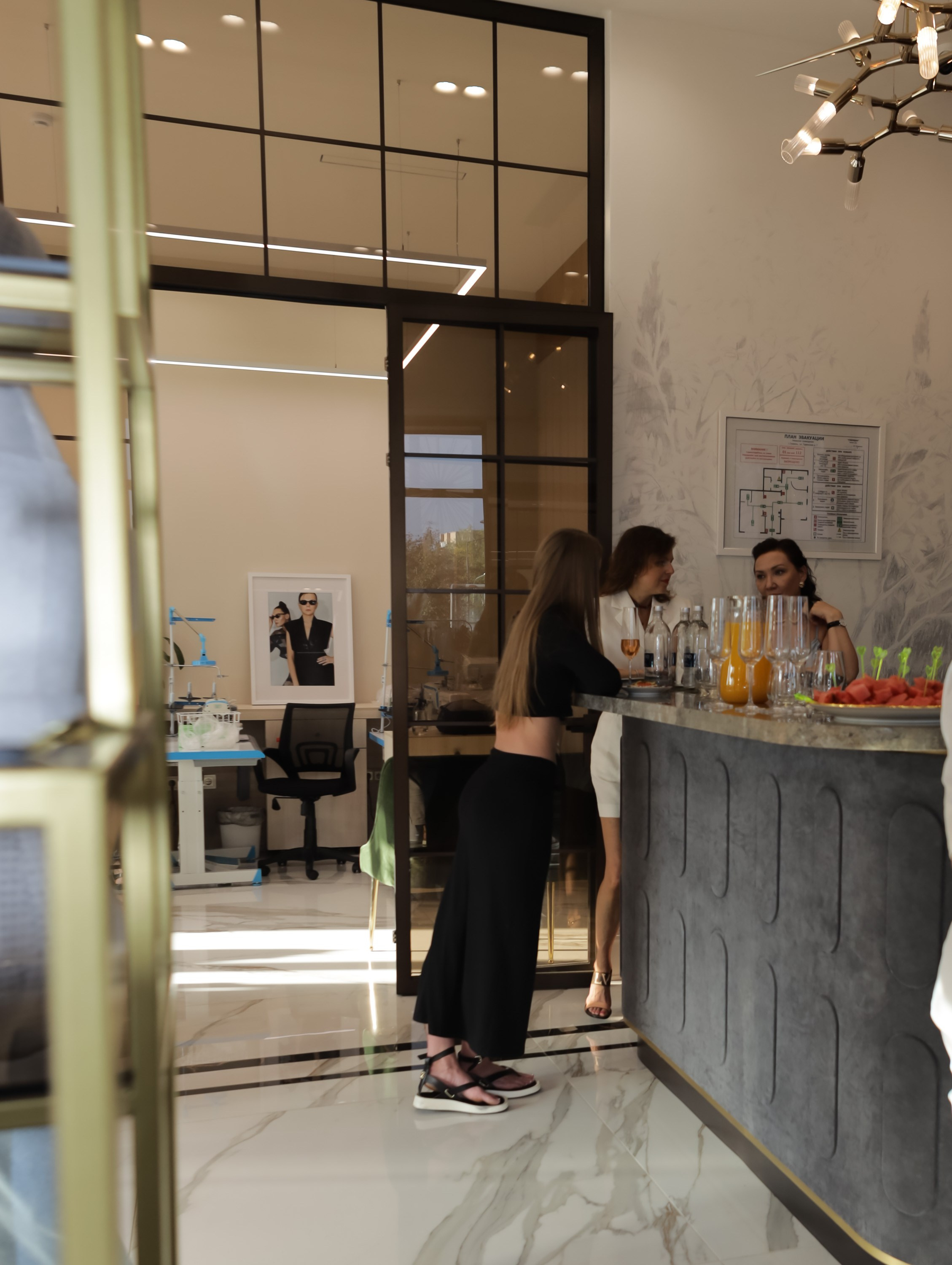 Аренда помещений под мероприятия и фотозоны в Тюмени, снять зал