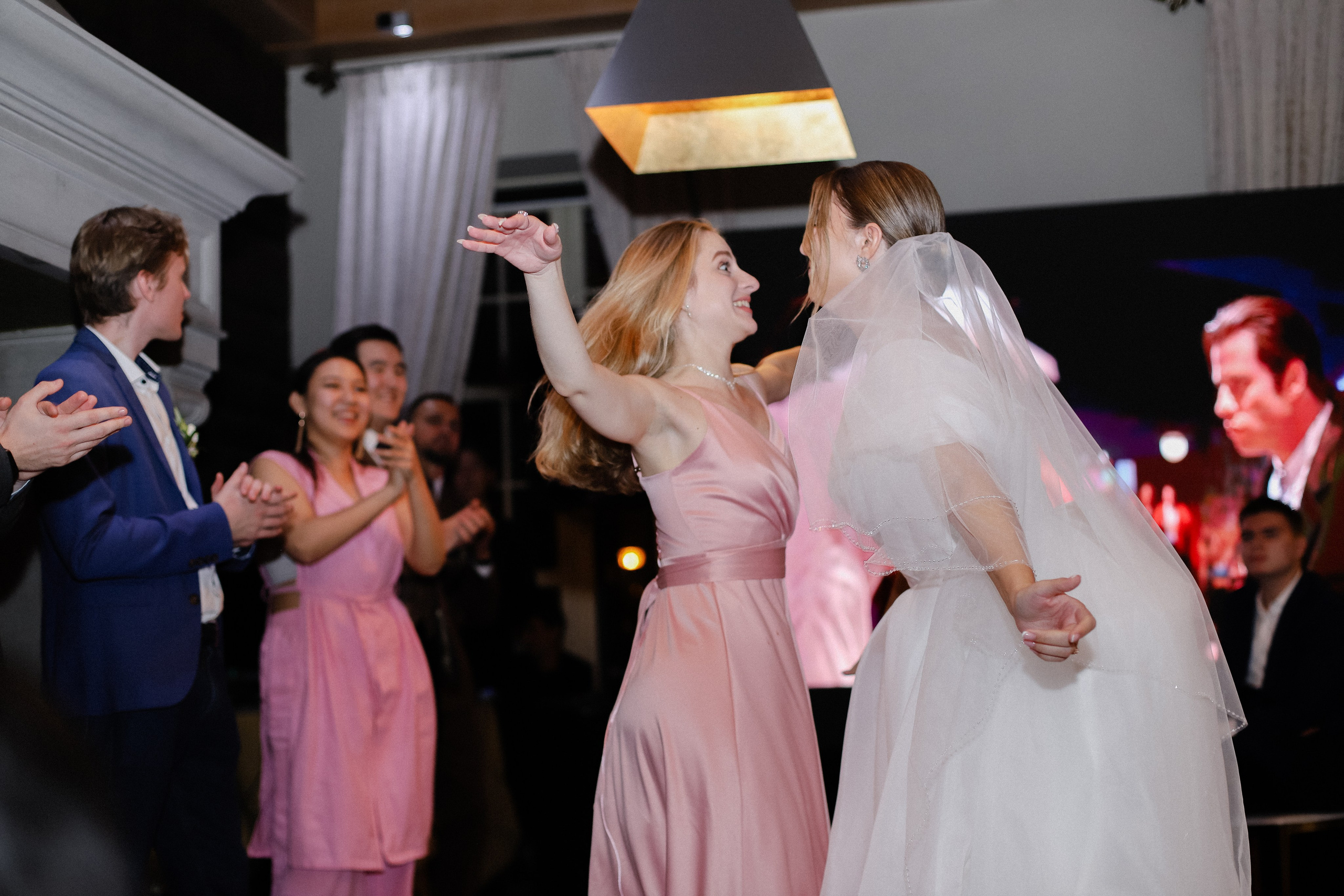 Илья и Анастасия. Фотограф в Алматы и Москве Даша Пушкина