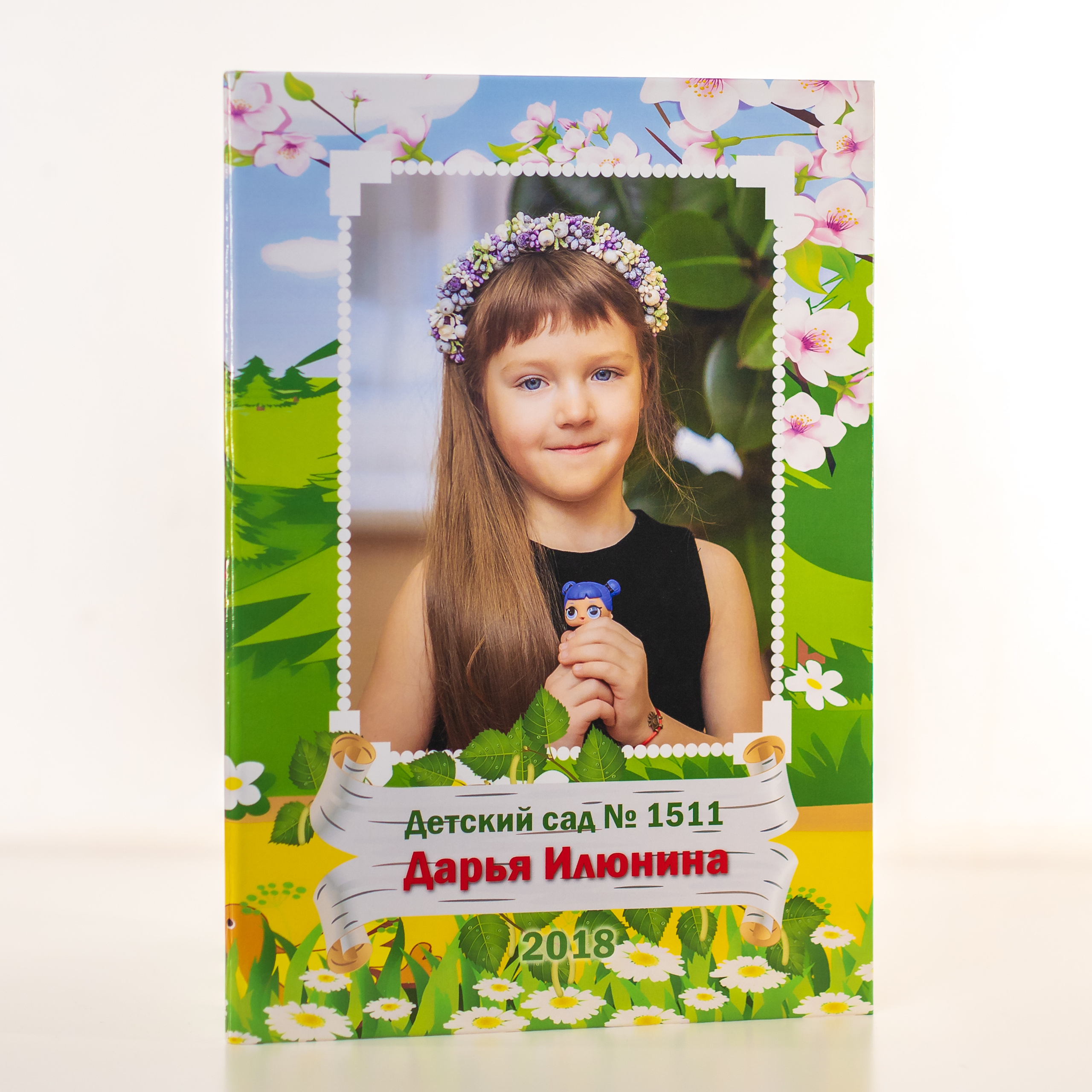 Изготовление выпускных альбомов в Детских сад в Москве. Профессиональная фото и видеосъемка. Москва