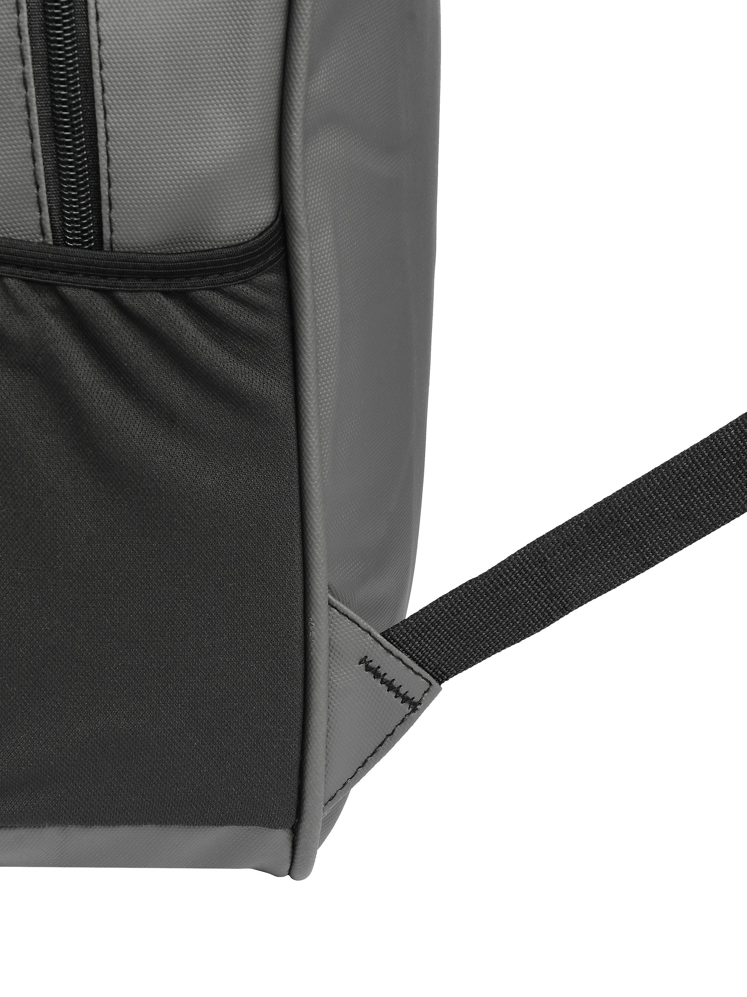 Съёмка сумок, рюкзаков и чемоданов для маркетплейсов. Фотосъёмка сумок, в Москве. Предметный фотограф Константин Агафонов — предметная съёмка и фотосъёмка в Москве