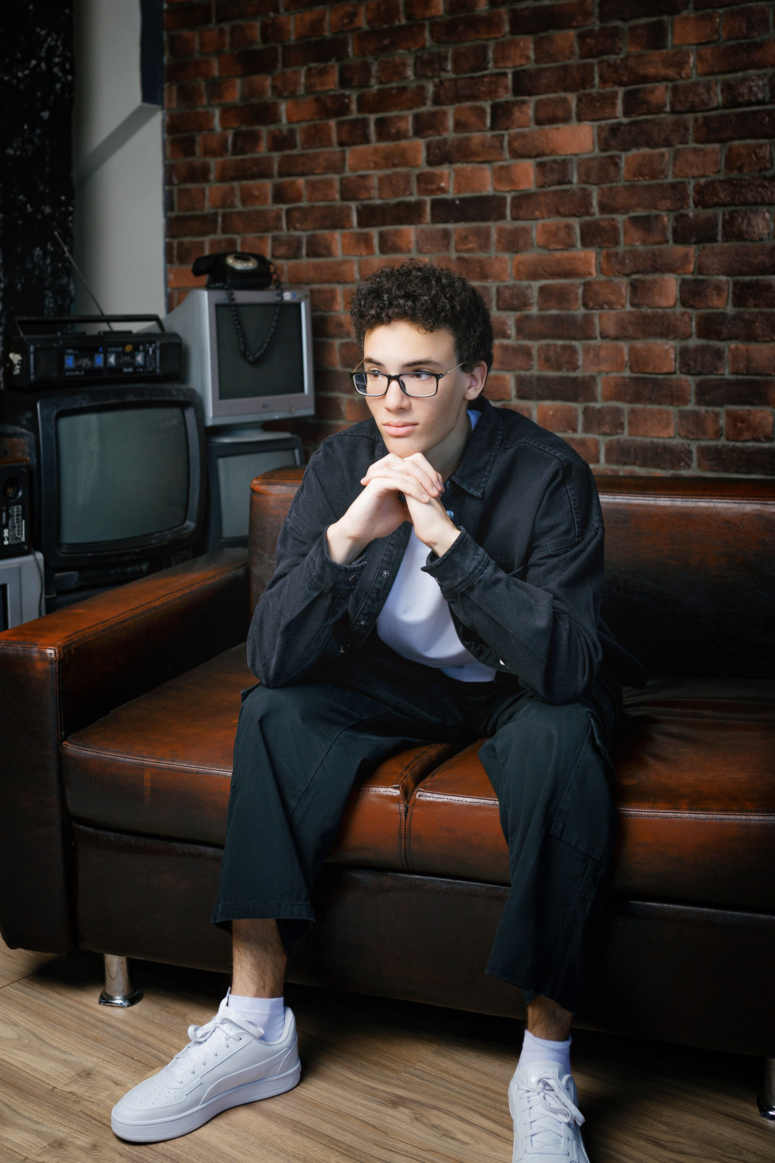 Тимур: фотосессия для музыканта в Таганроге. Уютный фотограф в Таганроге: портреты, альбомы, семейные и детские фотосессии| Рада Шатунова