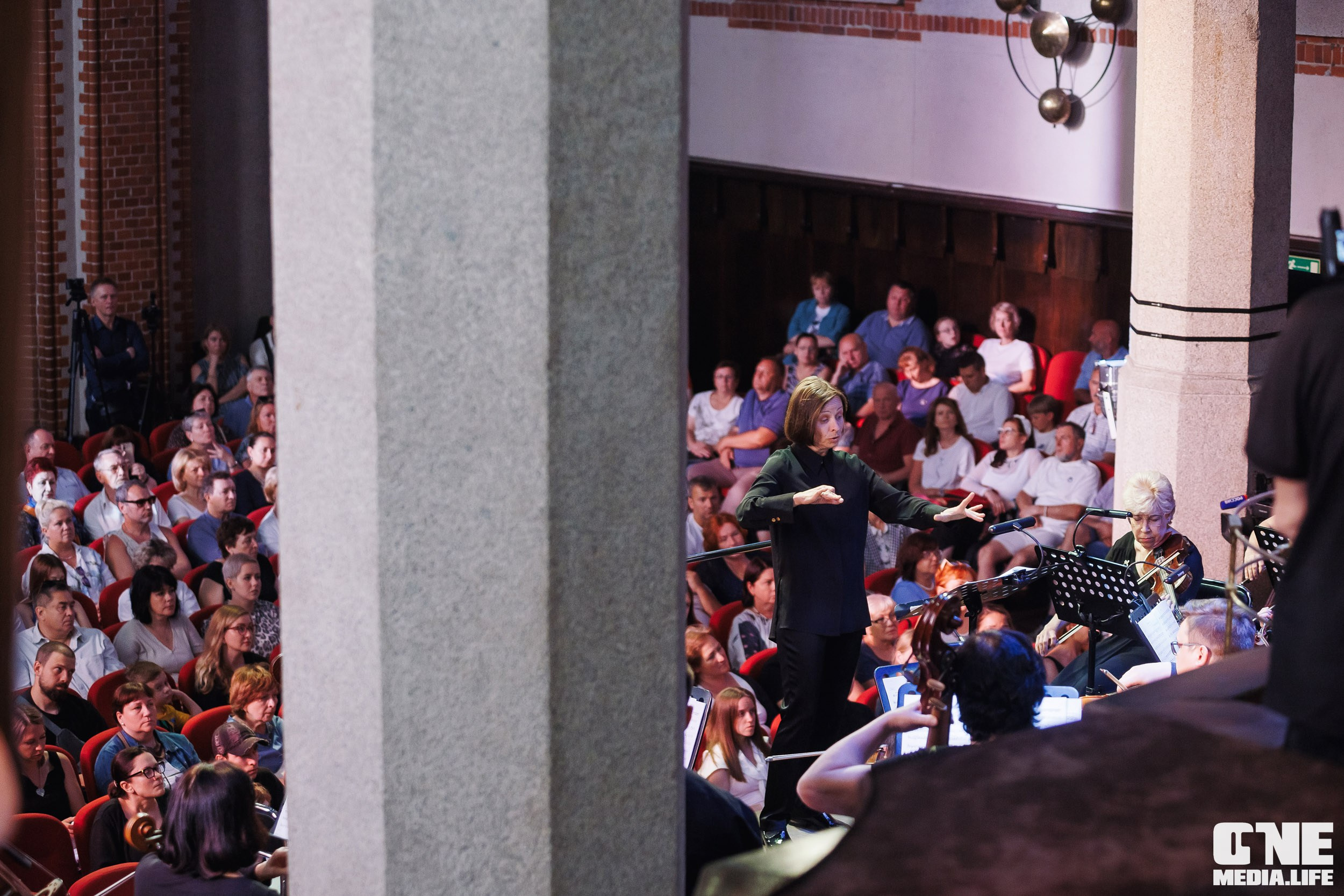 Фоторепортаж из Калининградской филармонии. One Media Life: фоторепортажи, фотоотчеты с мероприятий и заведений