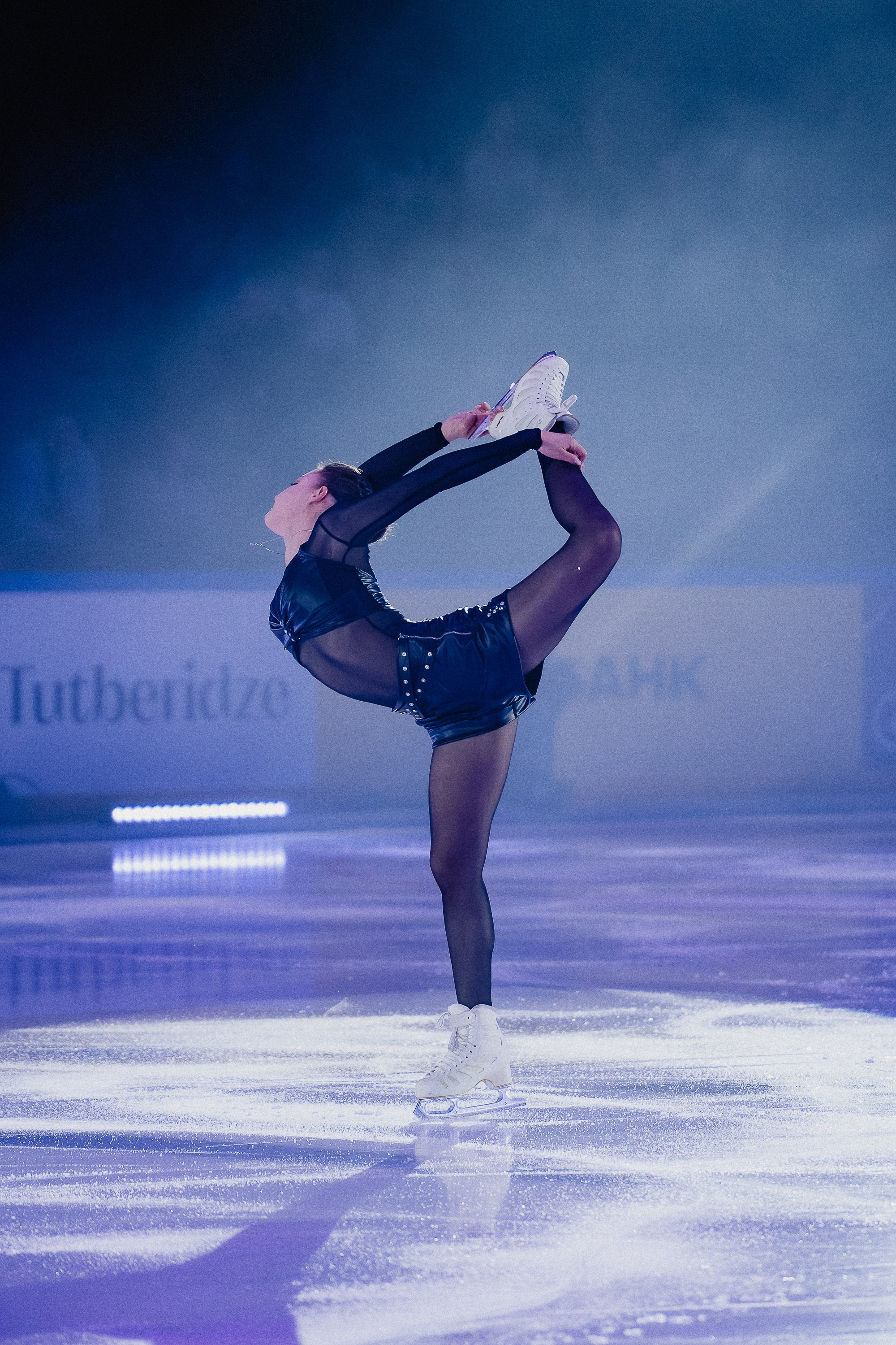 Шоу Этери Тутберидзе в Новосибирске. Воробьева Ксения — Спортивный и танцевальный фотограф Новосибирск