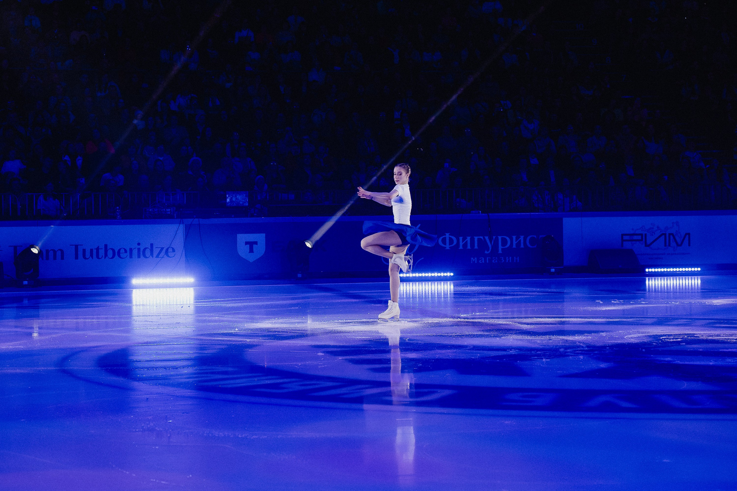 Шоу Этери Тутберидзе в Новосибирске. Воробьева Ксения — Спортивный и танцевальный фотограф Новосибирск
