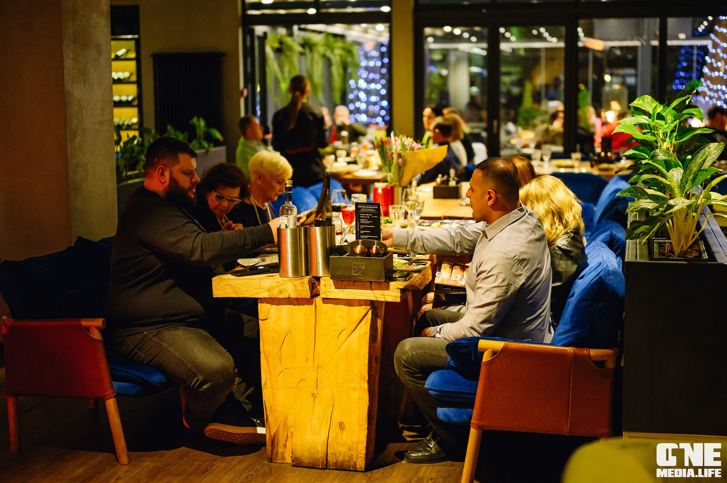 8 Марта в El Greco. One Media Life: фоторепортажи, фотоотчеты с мероприятий и заведений