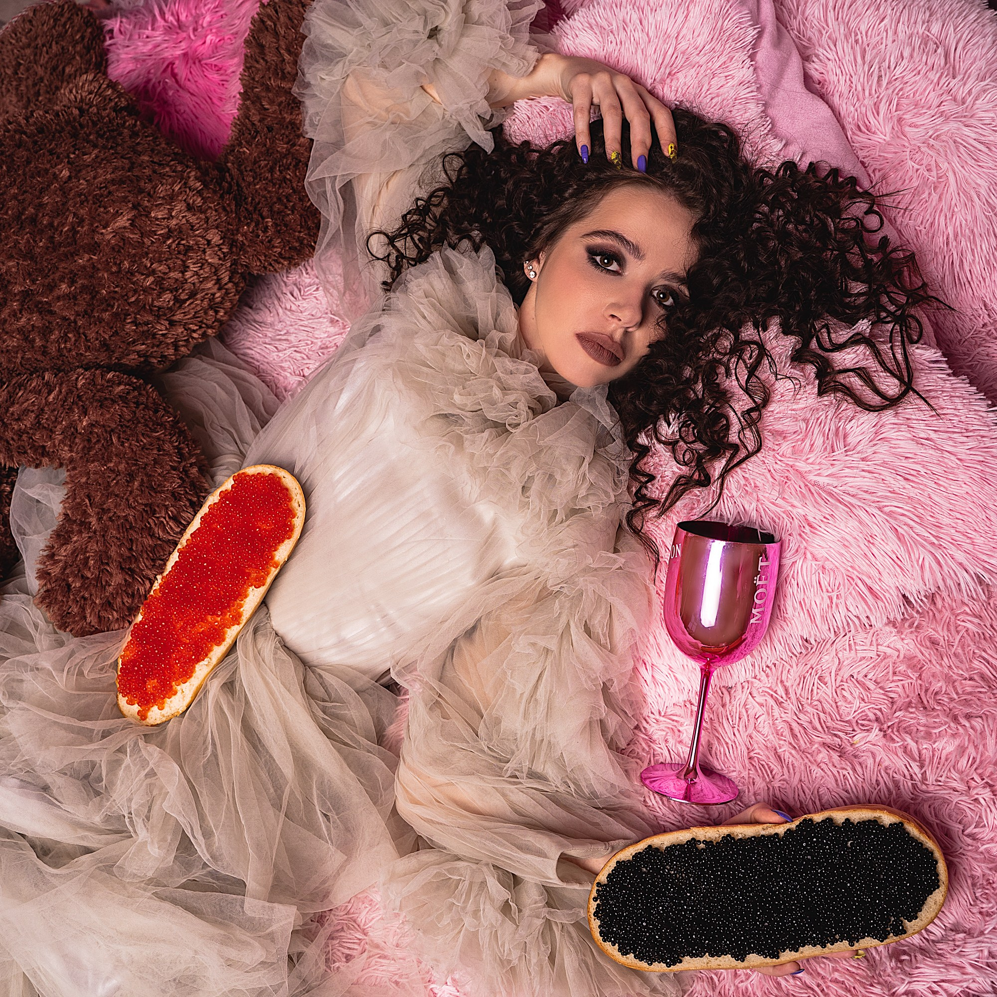 Художница Настя, медведь и икра. Марина Маслак портретный, репортажный и семейный фотограф в Москве