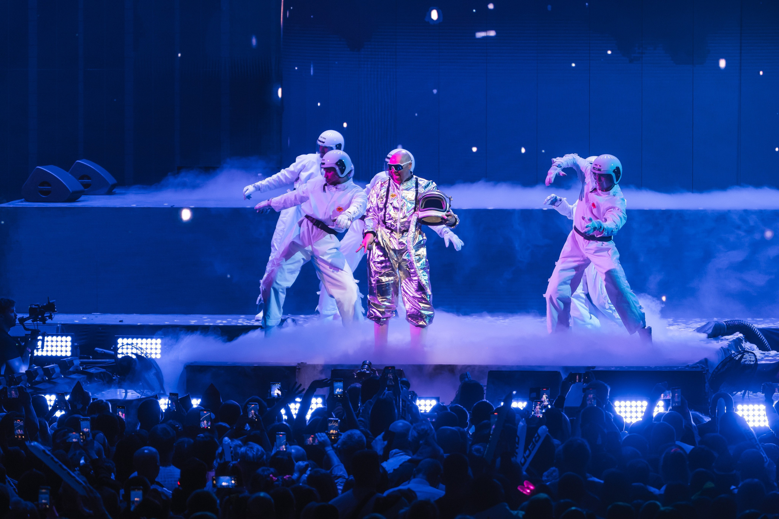 Superdiskoteka 90. Svyatoslav Bunkov | photographer