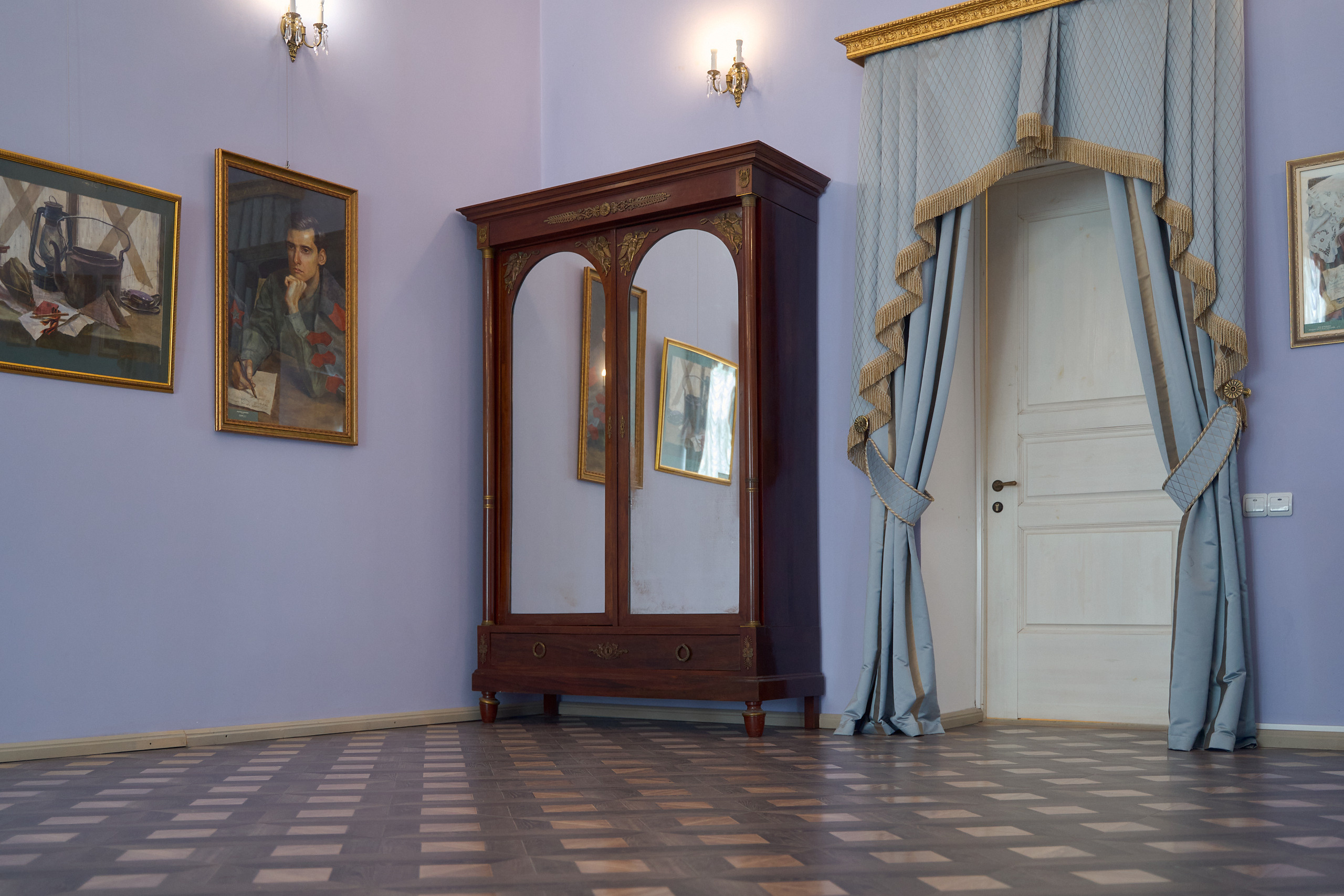 Интерьер гостиницы пожарских в Торжке