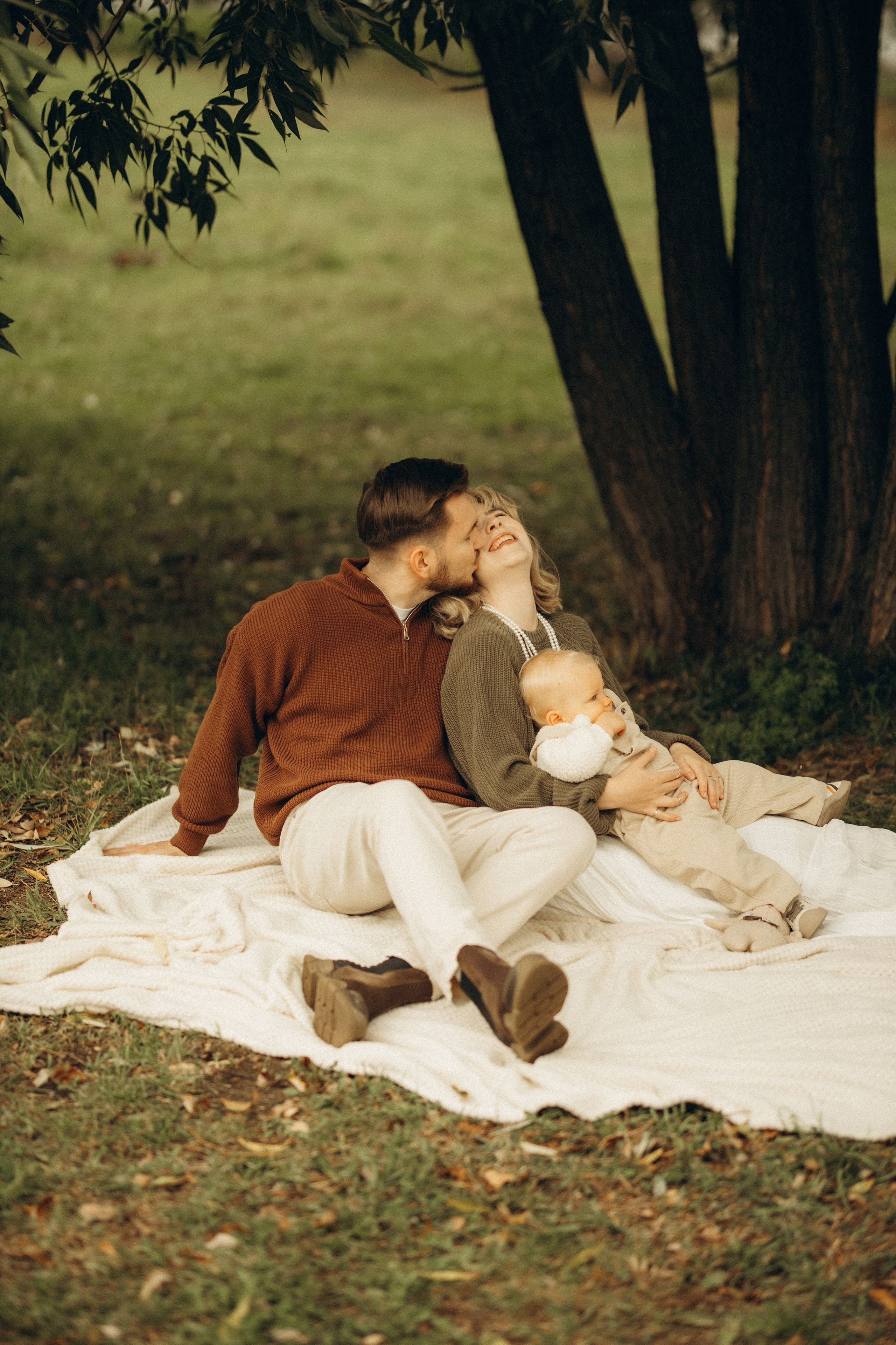 Семейная фотосессия в Ярославле на природе. Семейный фотограф Вероника Каюрова Ярославль