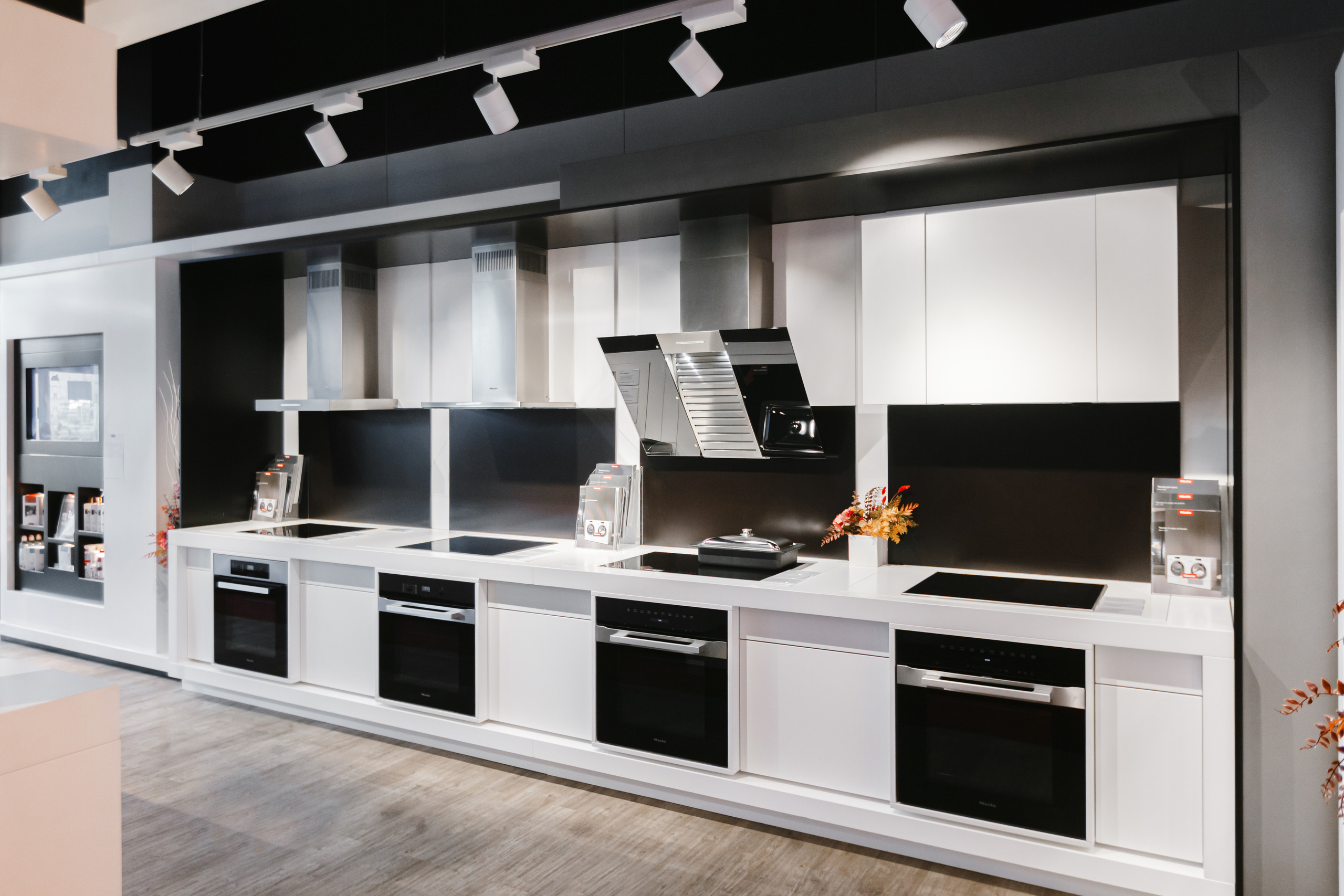 Предметная и интерьерная Фотосъемка в Москве. Магазины Miele. Свадебный фотограф в Москве | Антон Матвеев