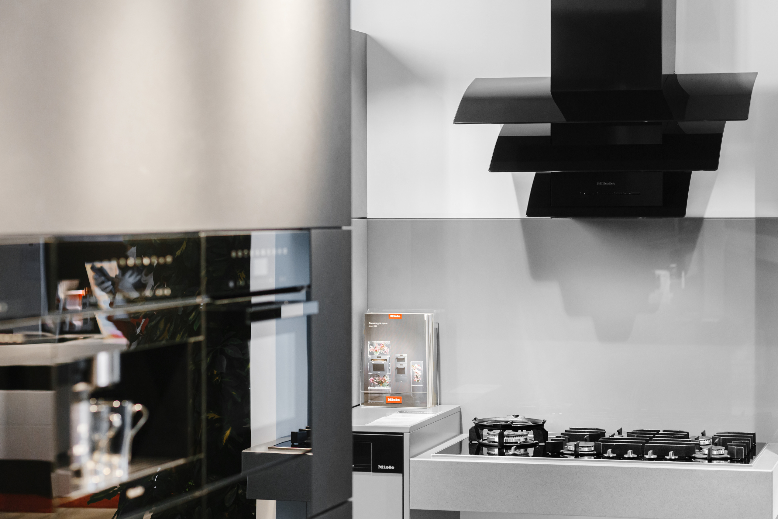 Предметная и интерьерная Фотосъемка в Москве. Магазины Miele. Свадебный фотограф в Москве | Антон Матвеев