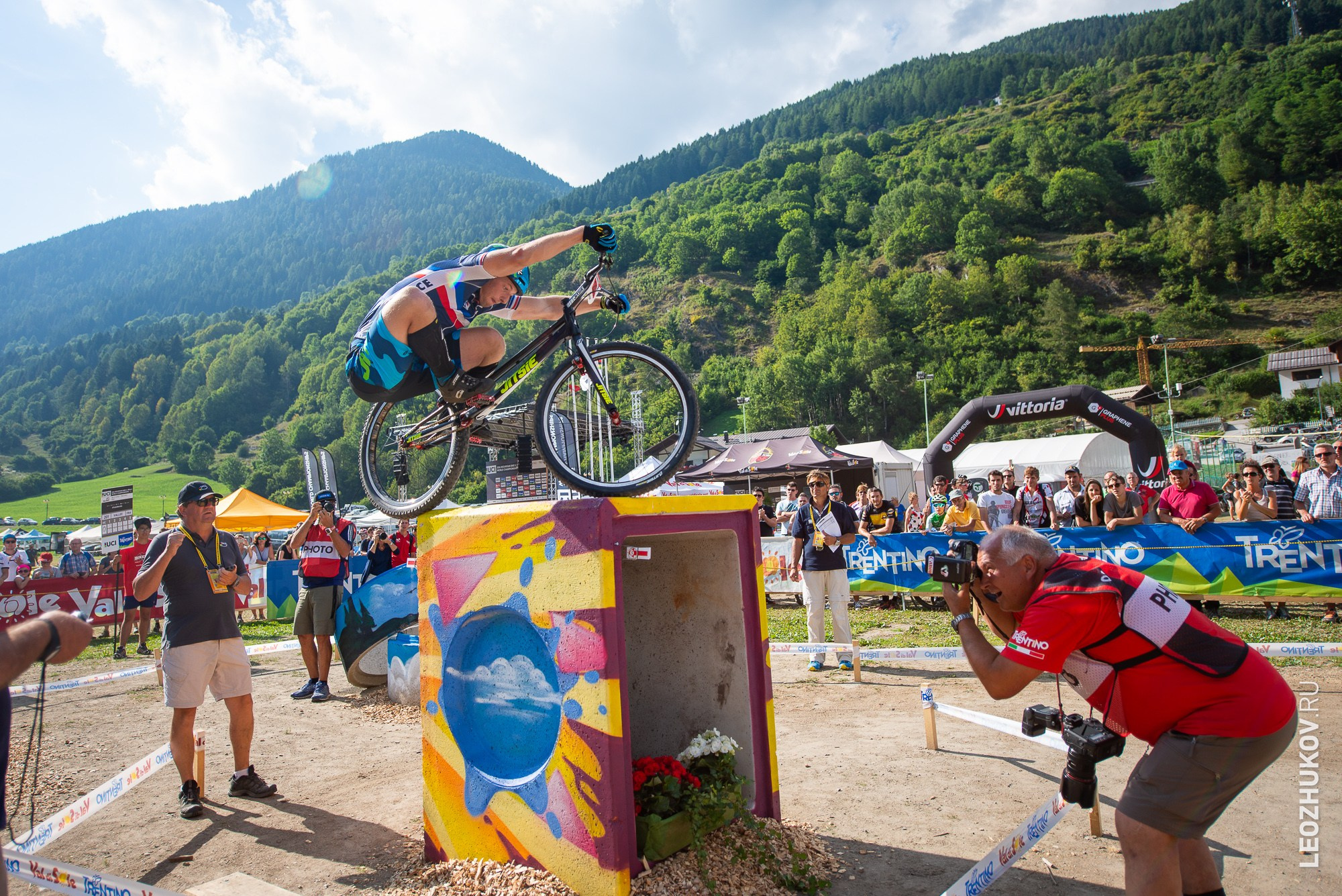 UCI Trials World Championships 2016 — finals. Sports photographer Leonid Zhukov