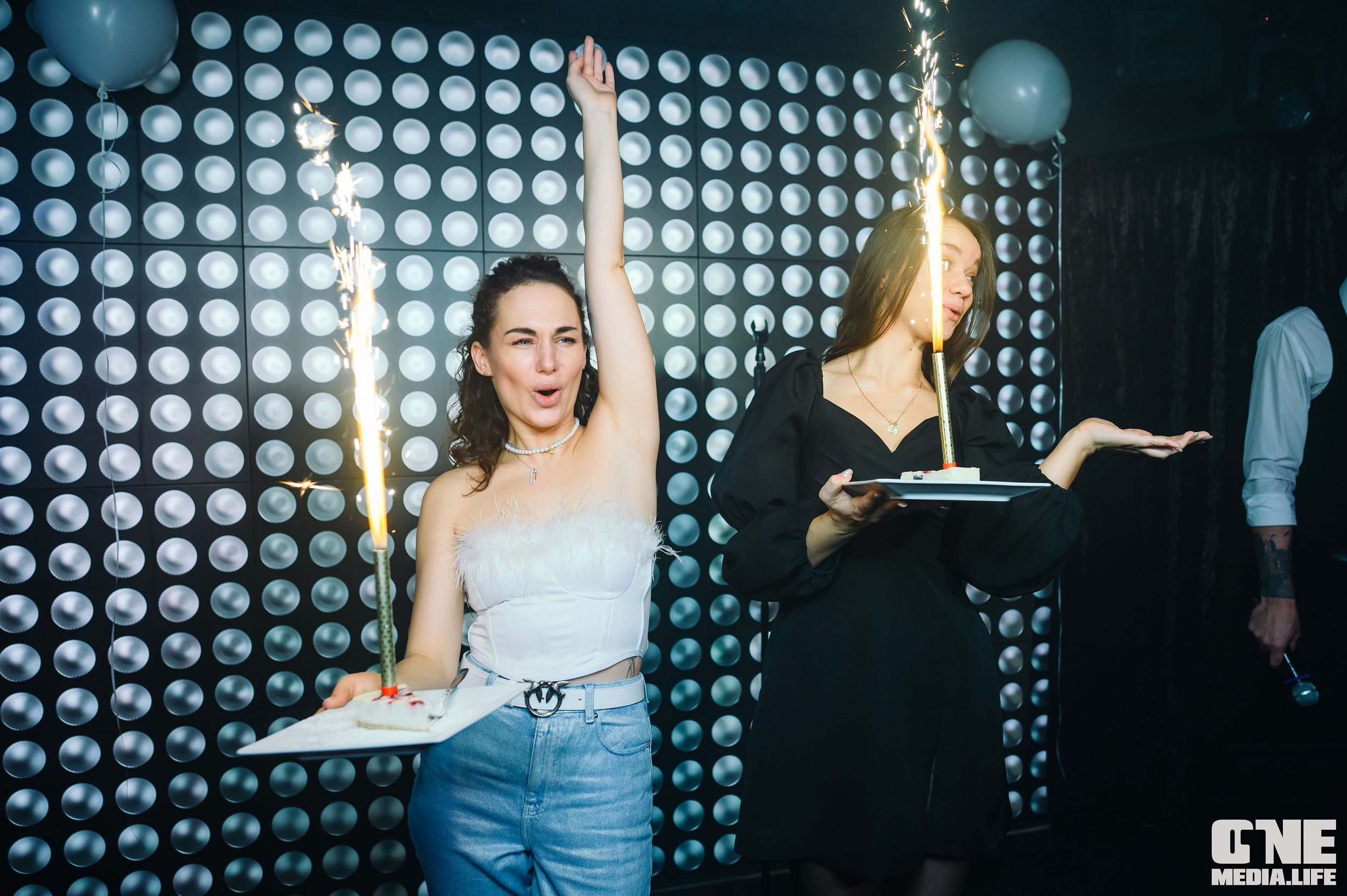 Старый Новый Год в Эйфории II. One Media Life: фоторепортажи, фотоотчеты с мероприятий и заведений