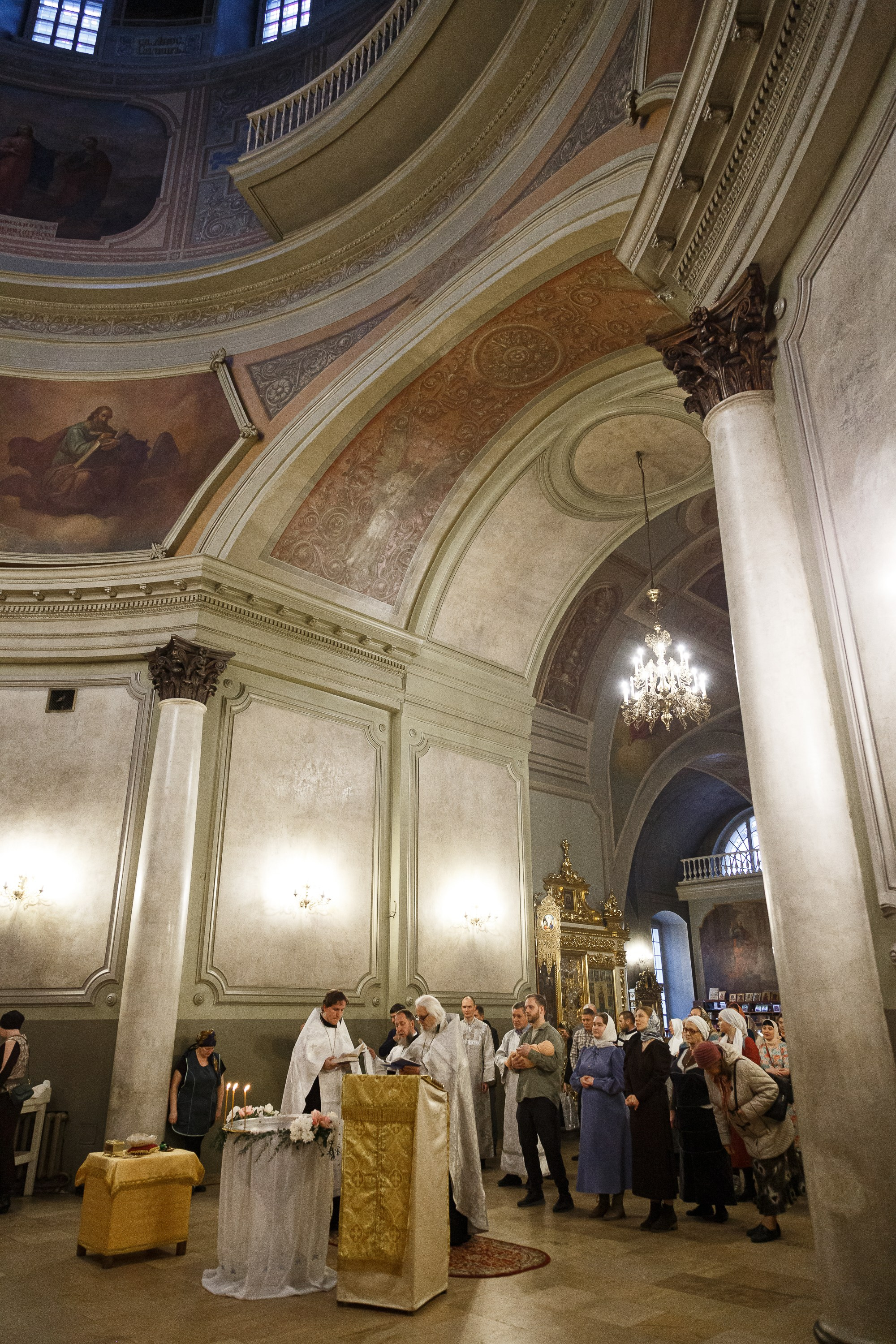 Фотограф на Крещение и Венчание Москва