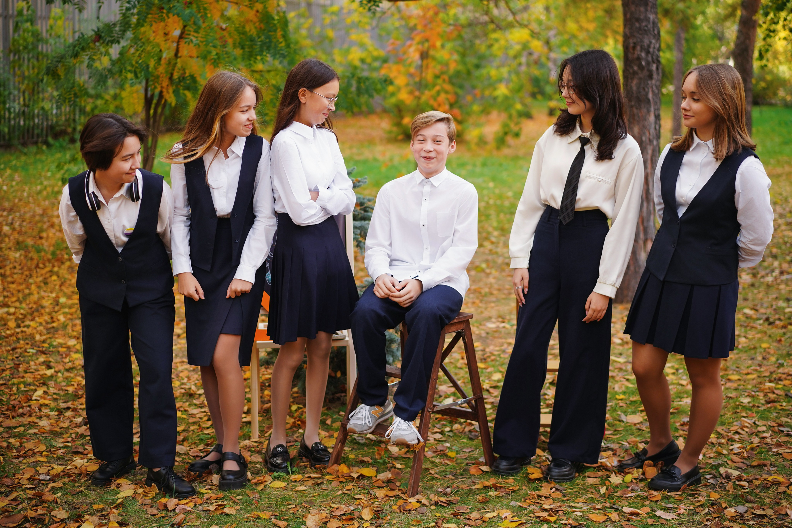 Виньетка + портреты. GOTRA — выпускные альбомы в Тюмени