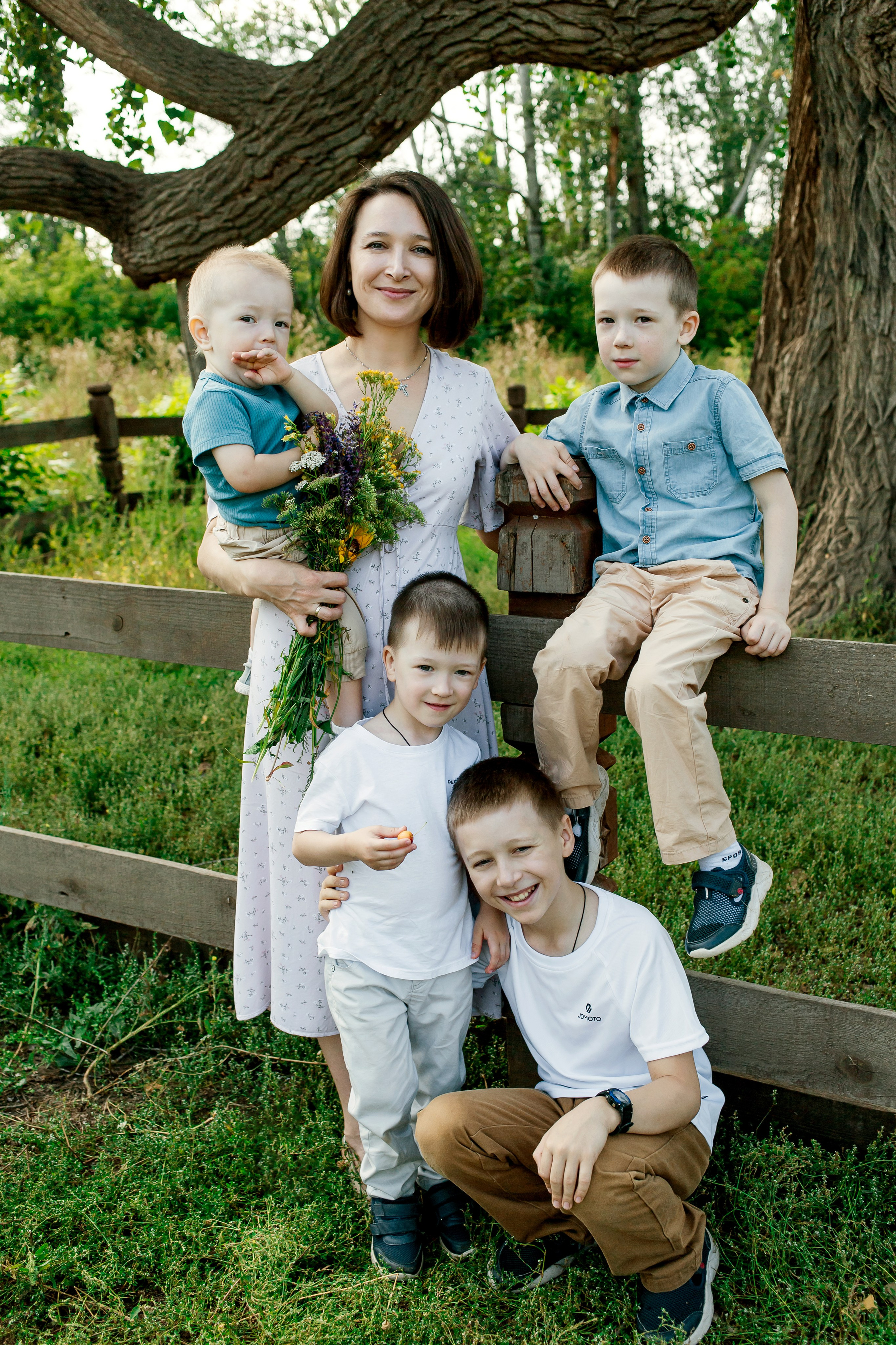 Семейная фотосессия Ирины и Артемия. Женский фотограф в Оренбурге Ирина Заводчикова