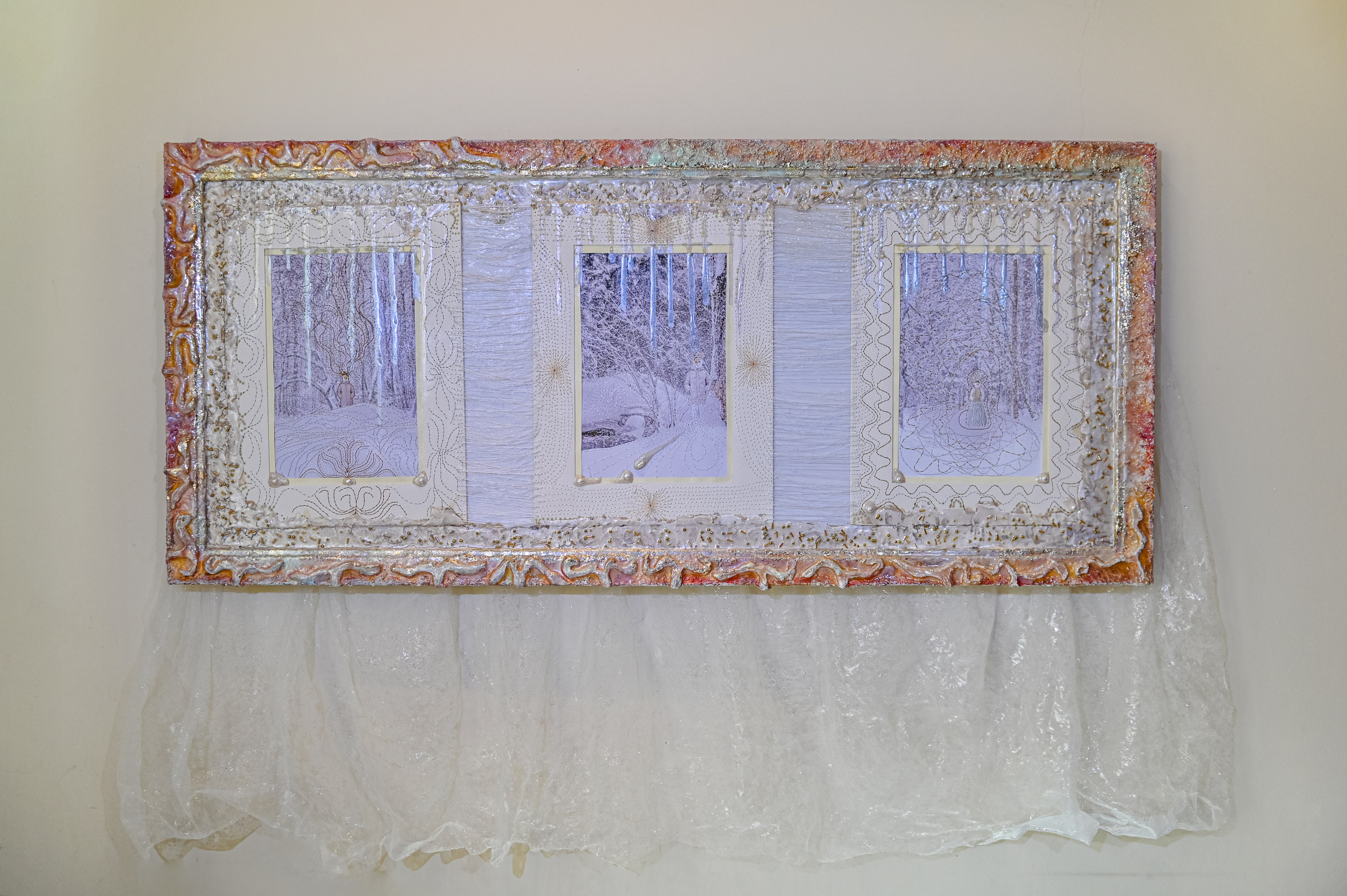 2023-2025 год. Триптих. 1. Иччи.Дух-покровитель леса в традиционных верованиях якутов. Дух-хозяин. При уважительном отношении к Иччи, становится покровителем человека. 2. Гофитерраки - согласно мифологии саамов, духи - хозяева диких оленьих стад. 3. Пицей. В мифологии западносибирских татар дух-хозяин леса. Считалось, что он может приносить как удачу, так и зло. Размер 122 см на 54 см. Вышивка по фотографии. Рама выполнена вручную, с использованием жидкого мрамора, светодиодной гирлянды, акриловых красок, эпоксидный смолы, речного жемчуга. Цена по запросу