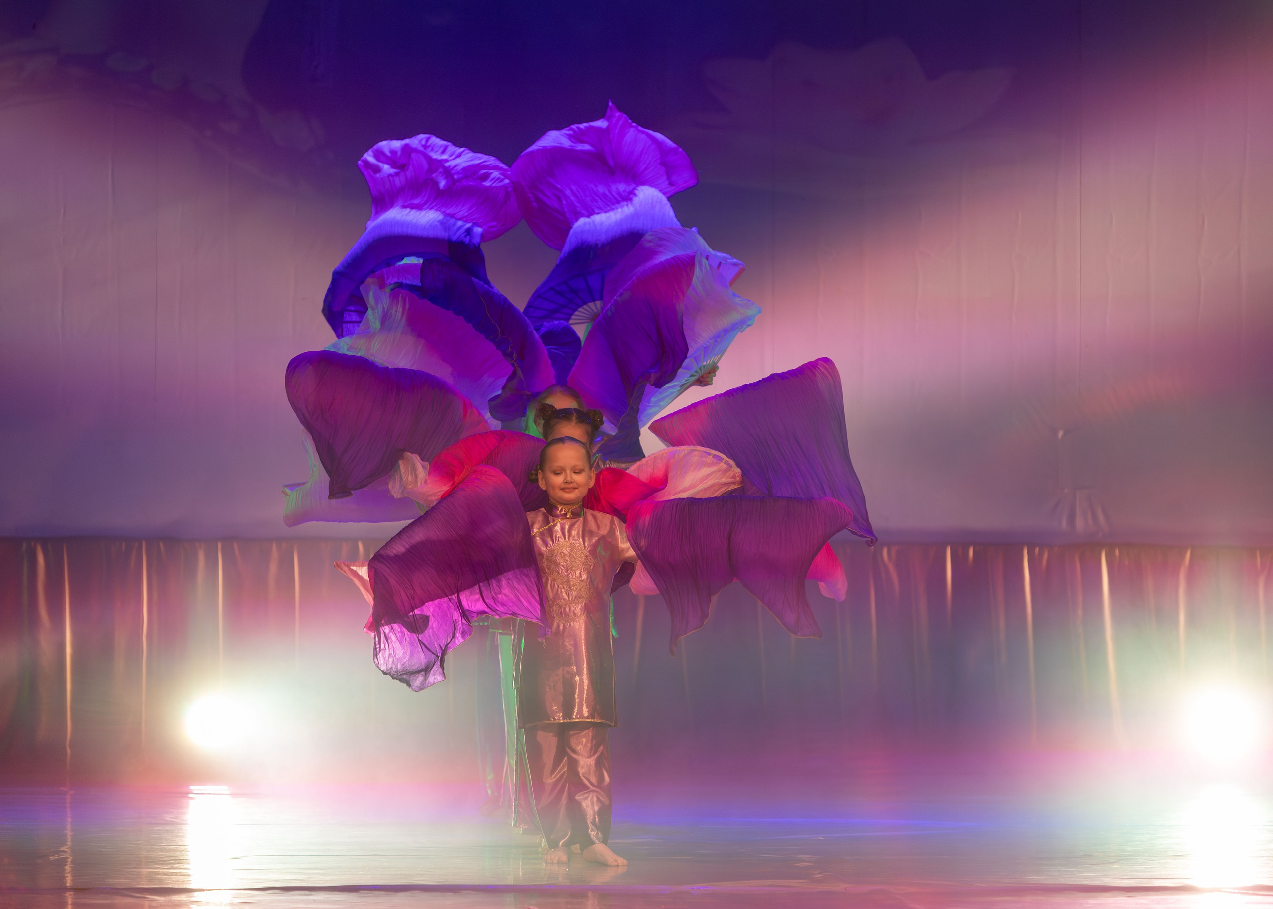 Студия «Lamis» отчетный концерт 2025. Выпускные альбомы и школьный фотограф в Подольске, Троицке, Щербинке, Москве и Московской области