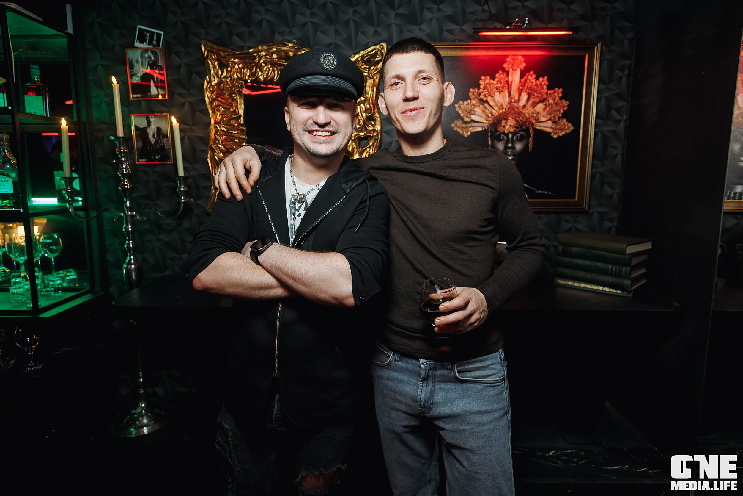 Фоторепортаж из бара Secret. One Media Life: фоторепортажи, фотоотчеты с мероприятий и заведений
