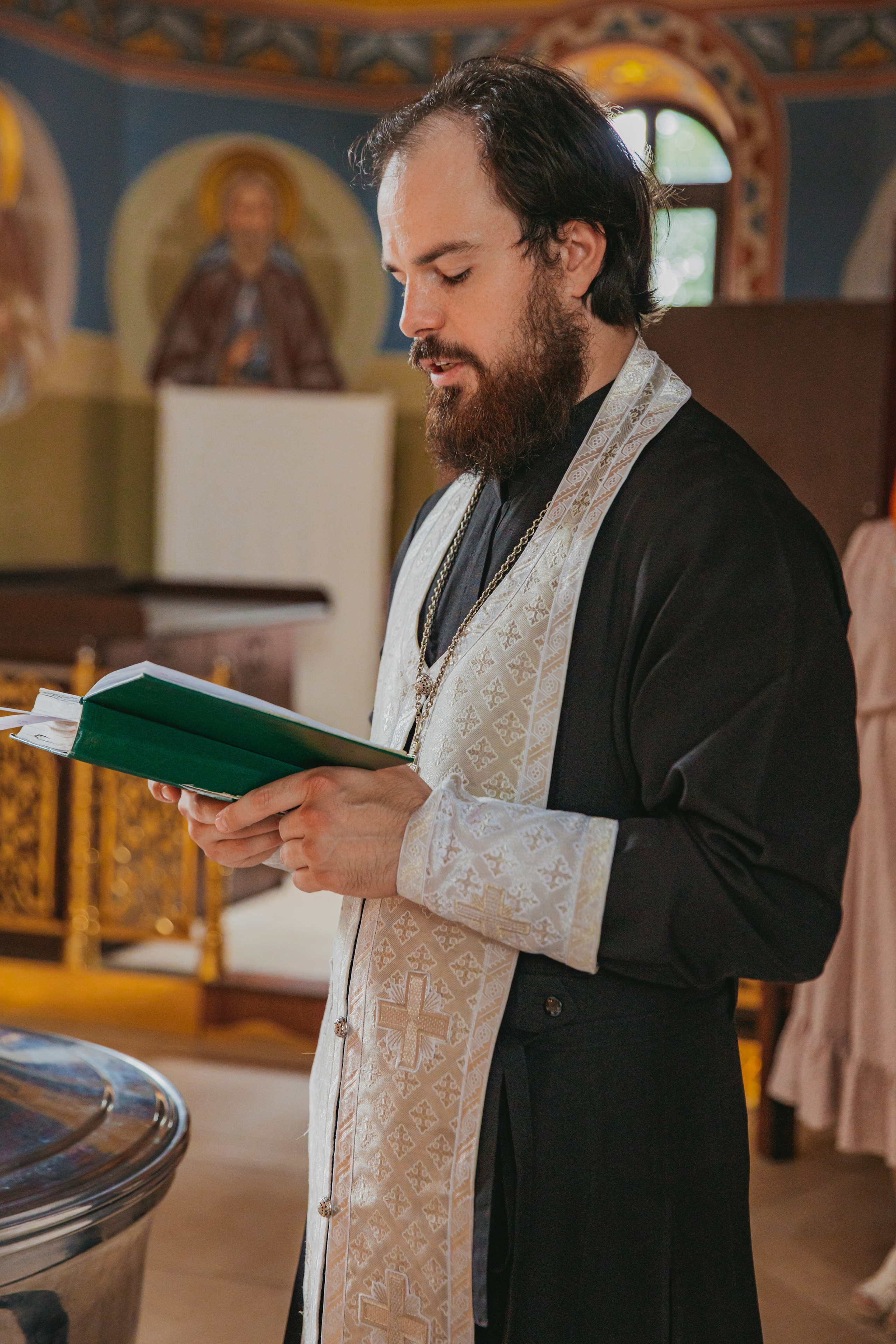 Фотограф крещение. Фотокниги и выпускные альбомы в Иваново