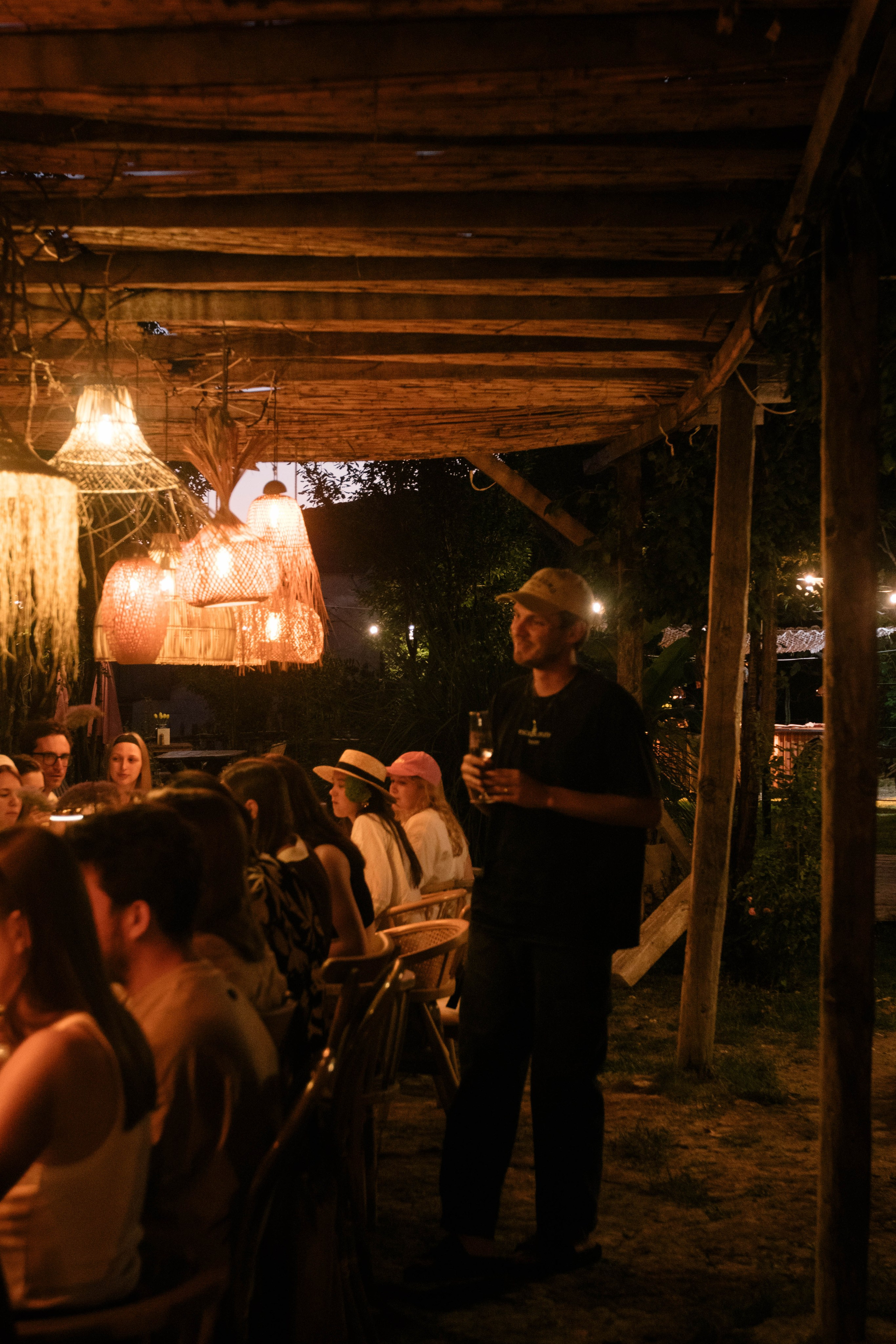 Ведущий мероприятий