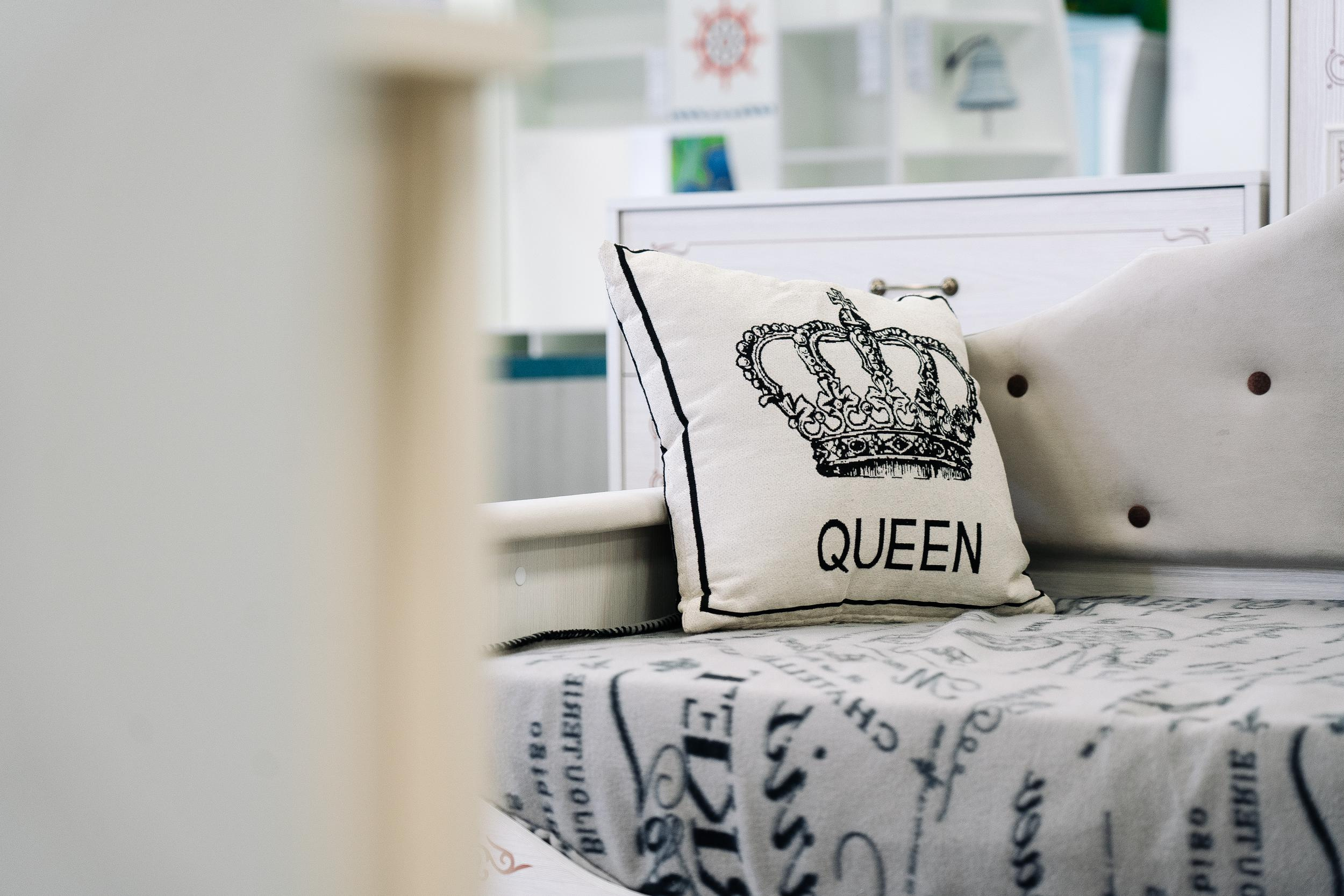 Фотосессия для мебельного салона «Калинка»