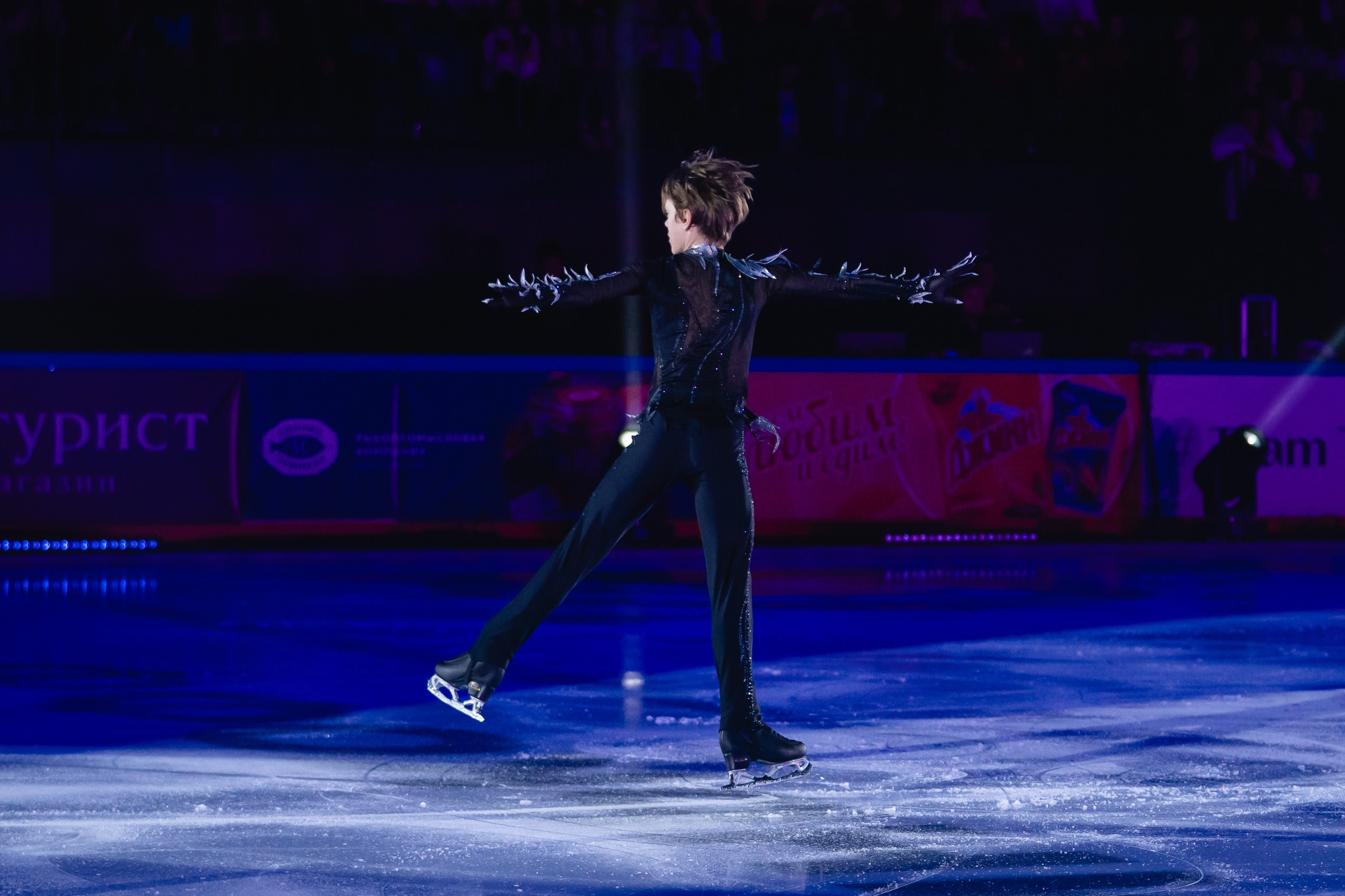 Шоу «Чемпионы на льду» в Новосибирске. Воробьева Ксения — Спортивный и танцевальный фотограф Новосибирск