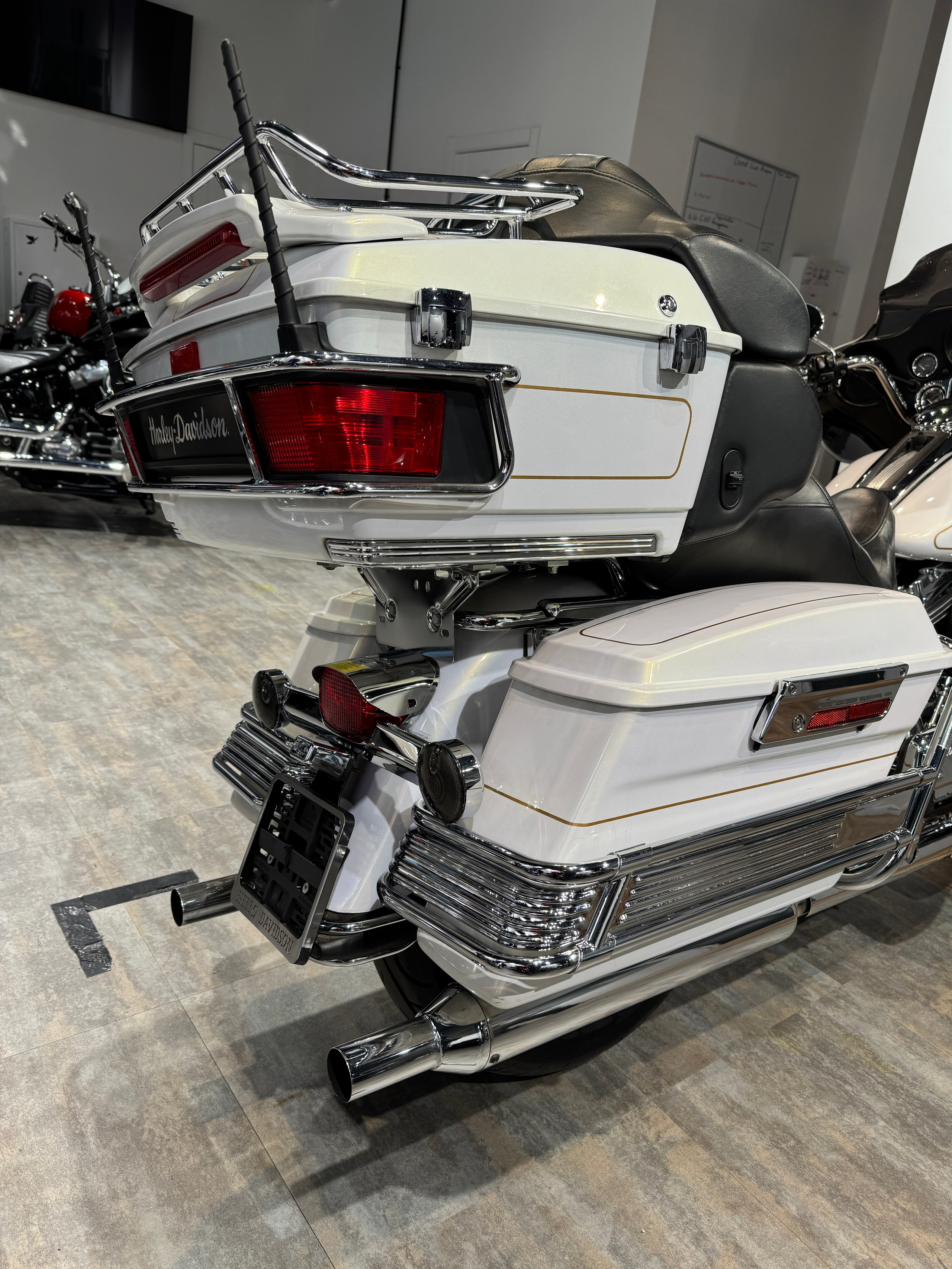 Harley Davidson Electra Glide Snow White (Mamba) (Touring) — купить мотоцикл. Hello Davidson, Москва. Только хорошие мотоциклы…