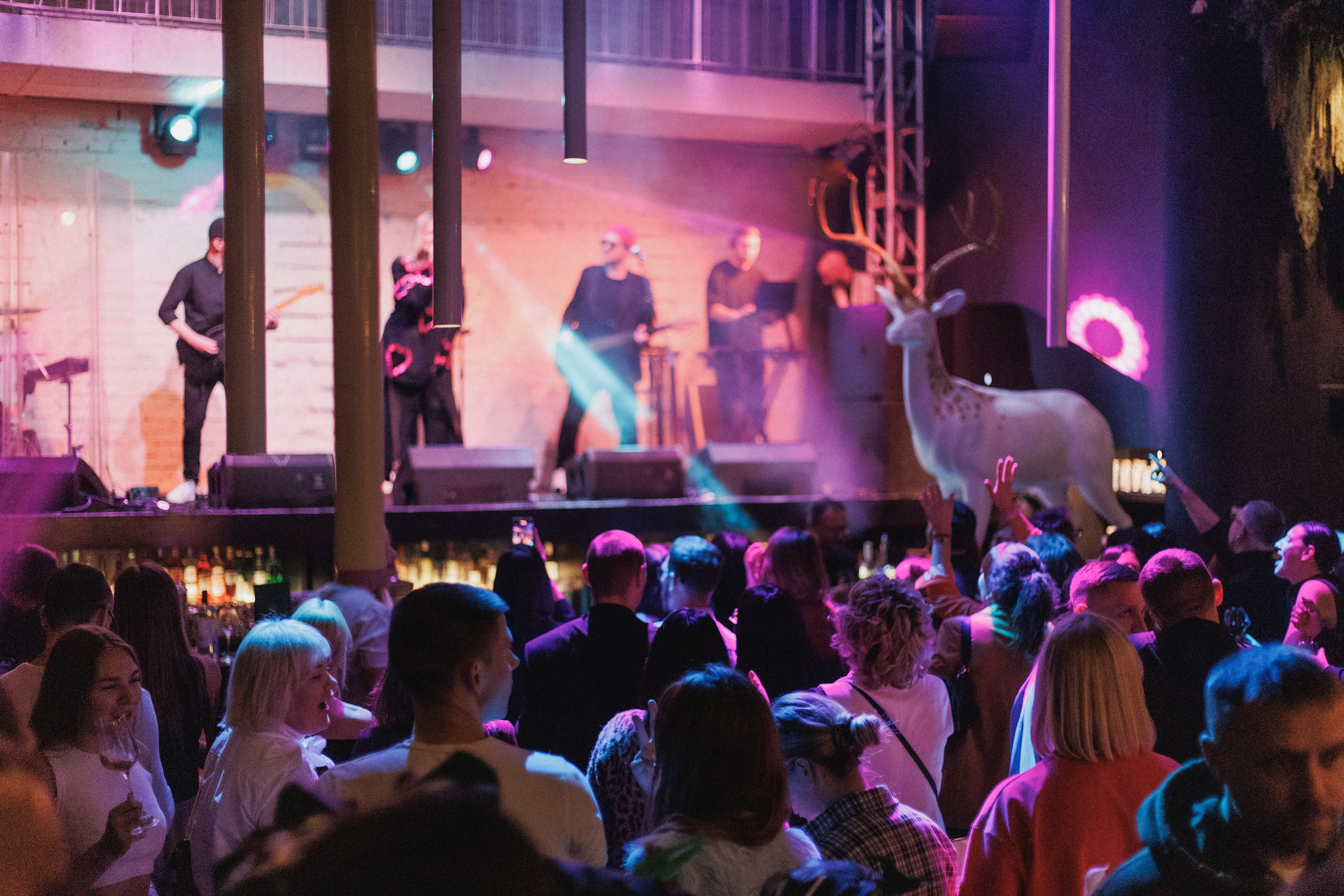 ВИННЫЙ ФЕСТИВАЛЬ. СВОИ. ФОТООТЧЕТЫ-СОБЫТИЯ-МЕСТА