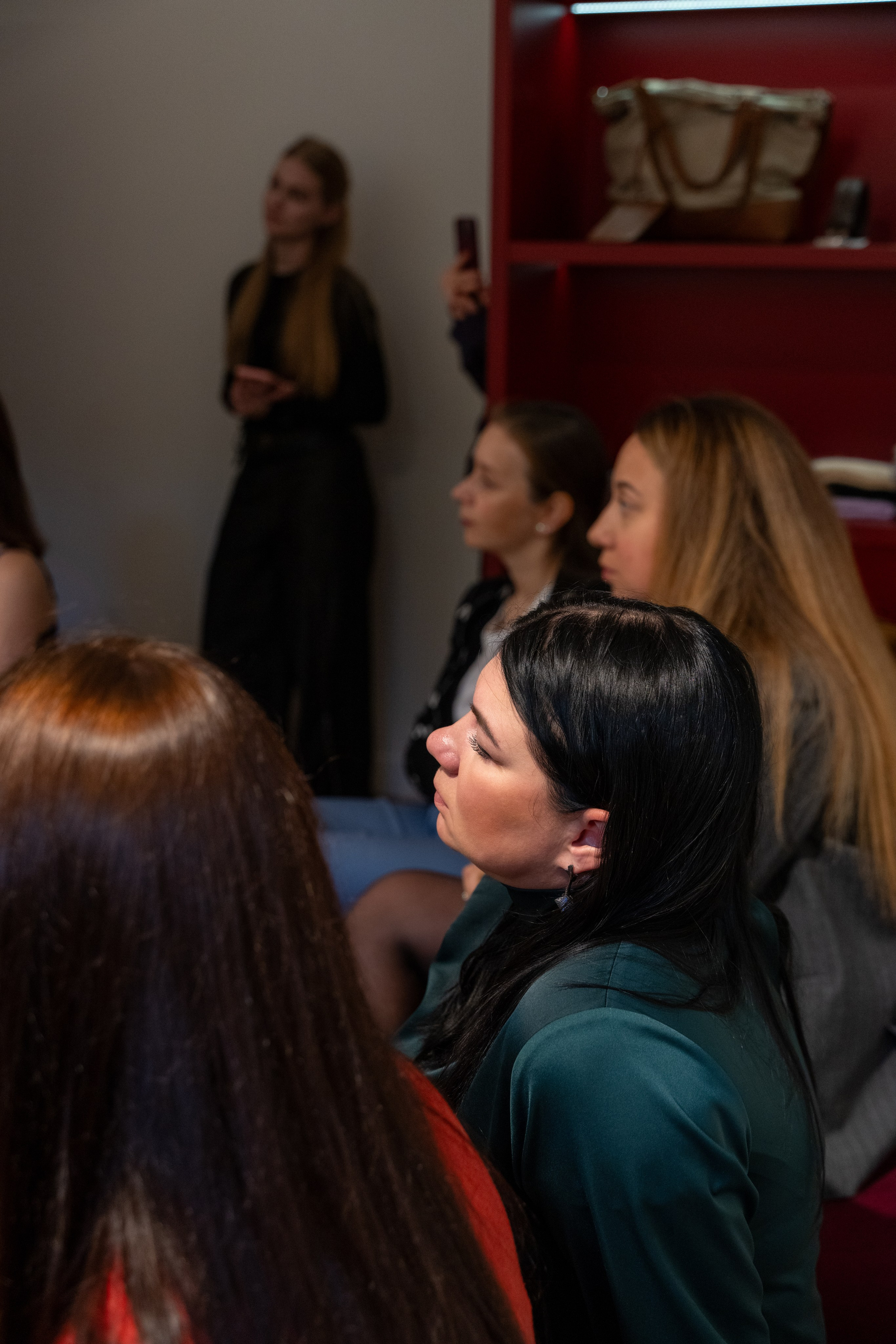 МК стилиста бутик SUBBOTA. Портретный фотограф в Санкт-Петербурге Дмитриева Наталия