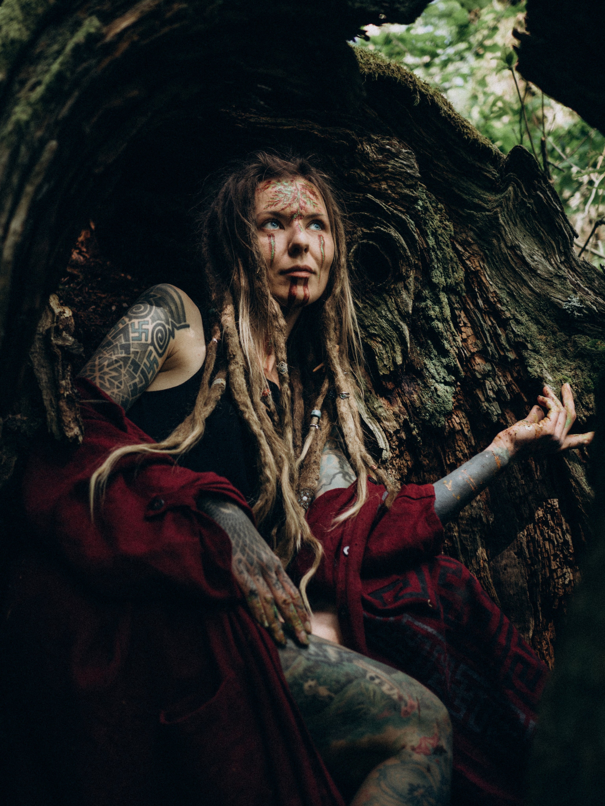 художественная фотосъемка на природе для тату мастера вероники самариной в красной поляне