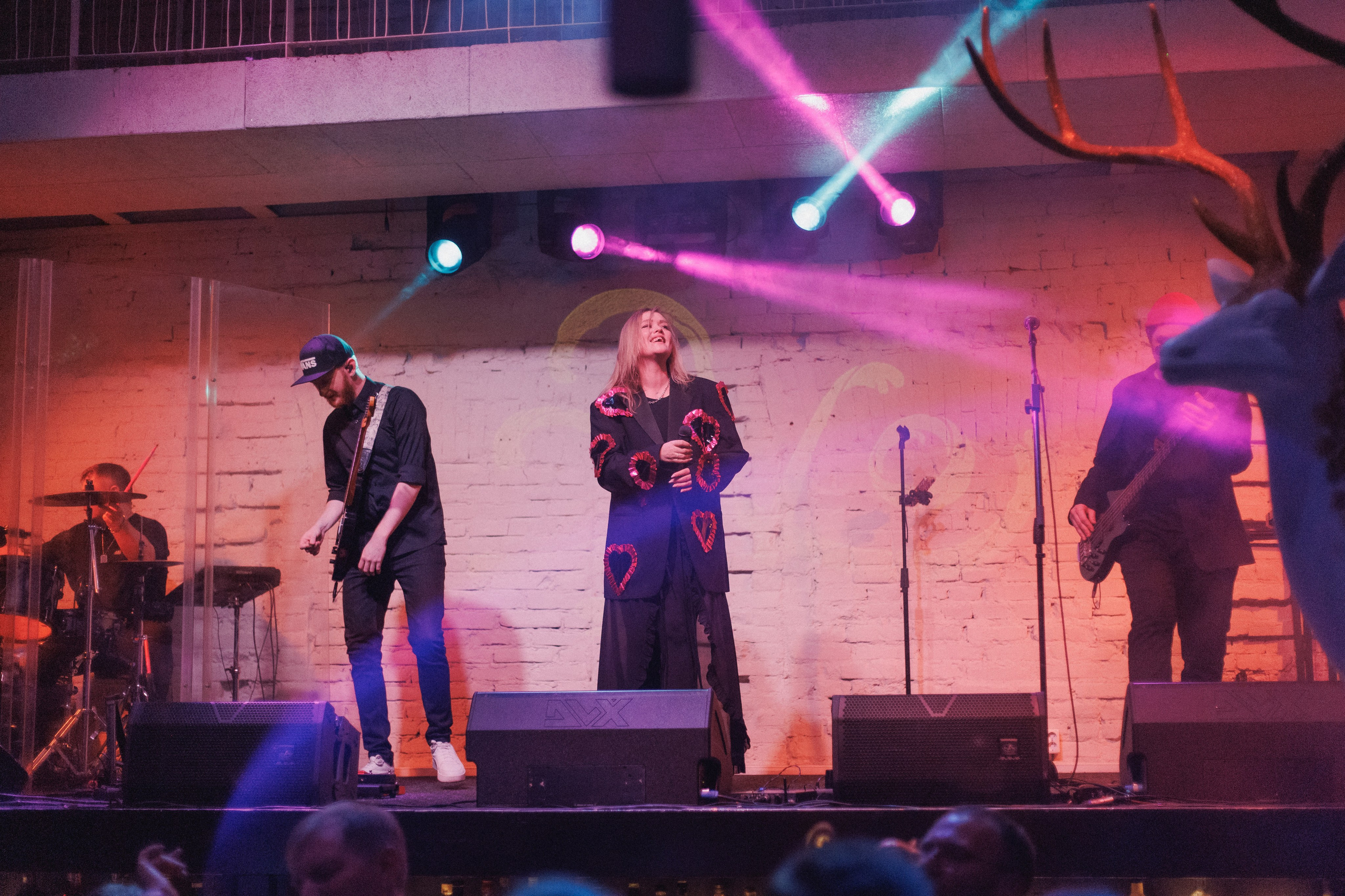 ВИННЫЙ ФЕСТИВАЛЬ. СВОИ. ФОТООТЧЕТЫ-СОБЫТИЯ-МЕСТА