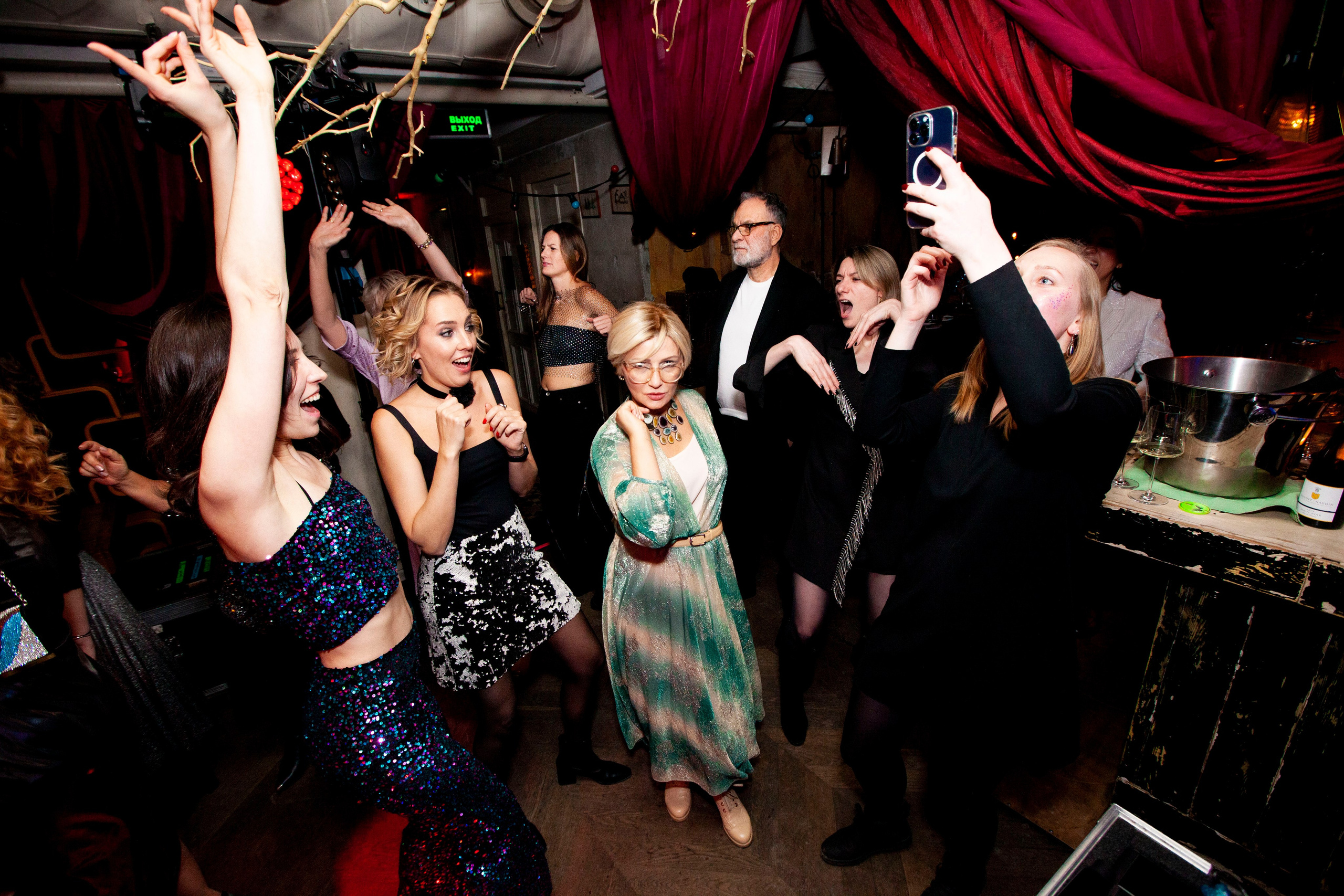 Новогодний корпоратив клуба путешествий Михаила Кожухова. Stanislav Baryshev — People. Emotions. Atmosphere