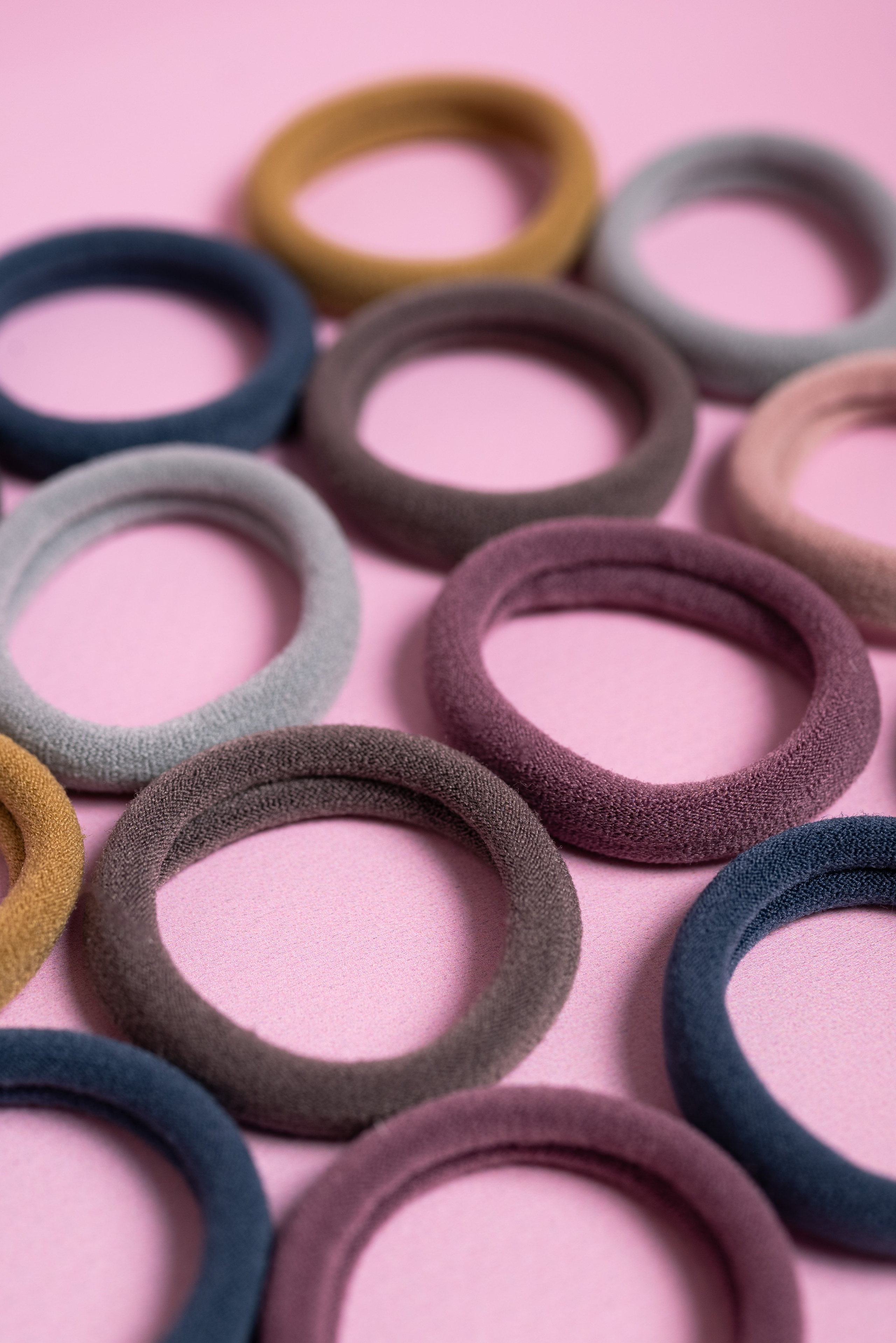 Резинки для волос. Предметный фотограф, фото для маркетплейсов Пятигорск, КМВ