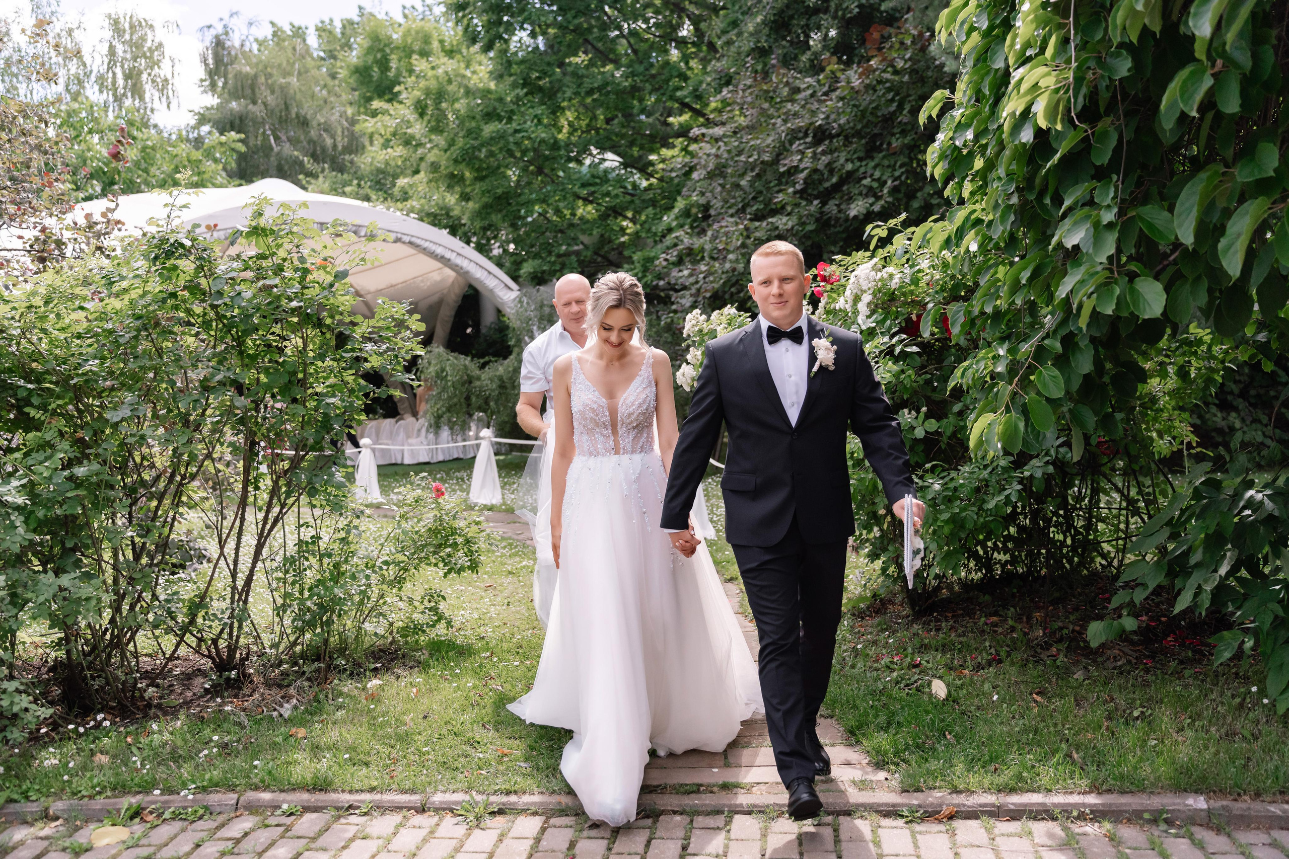 Свадебная фотосессия в Даниловском монастыре