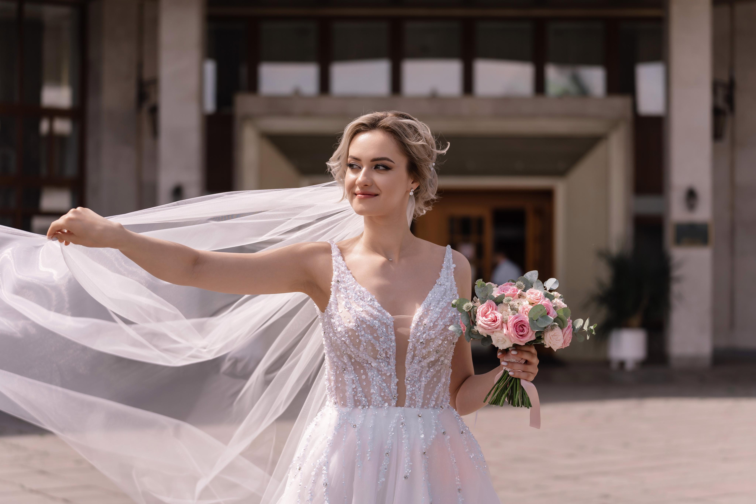 Свадебная фотосессия в Даниловском монастыре