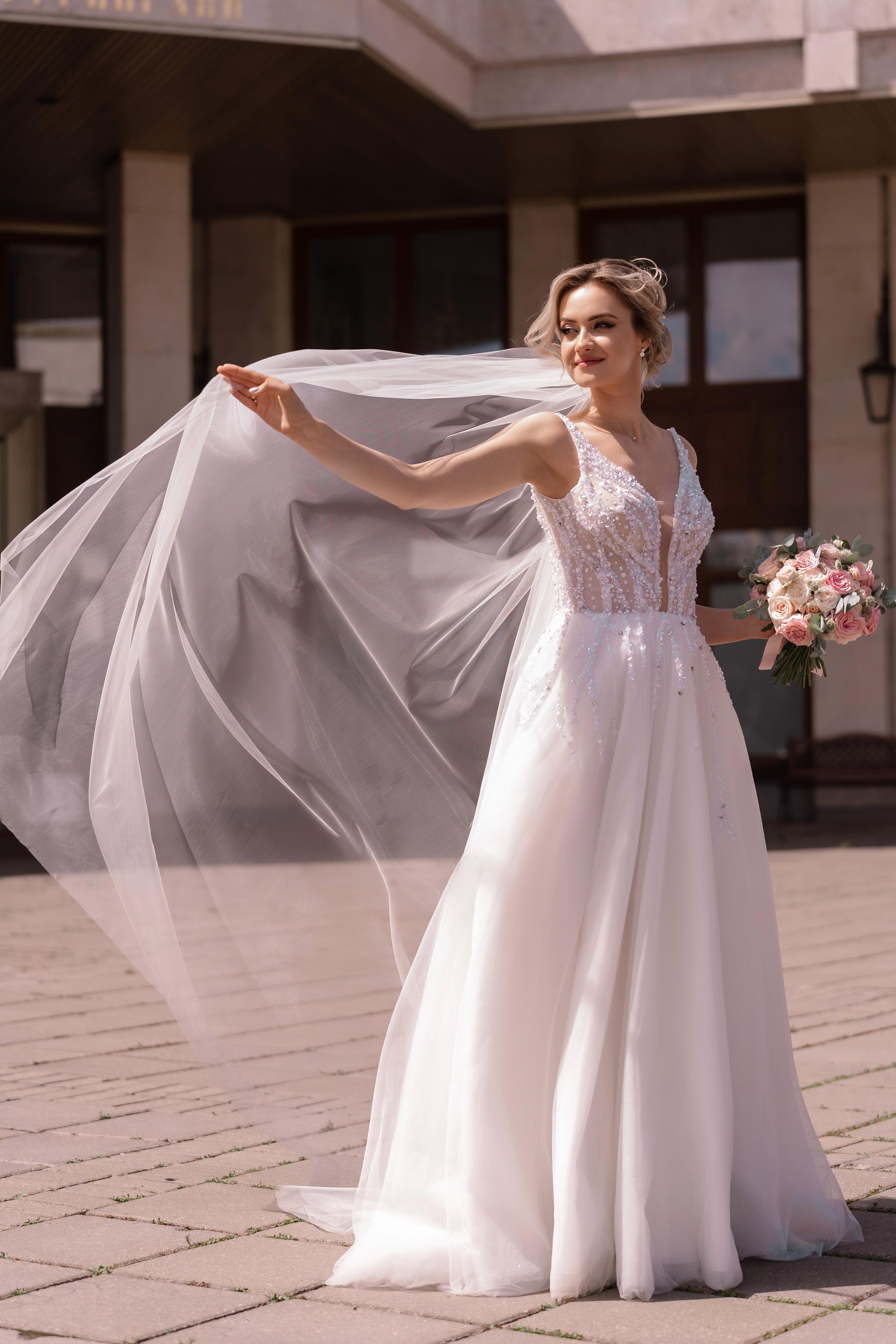 Свадебная фотосессия в Даниловском монастыре