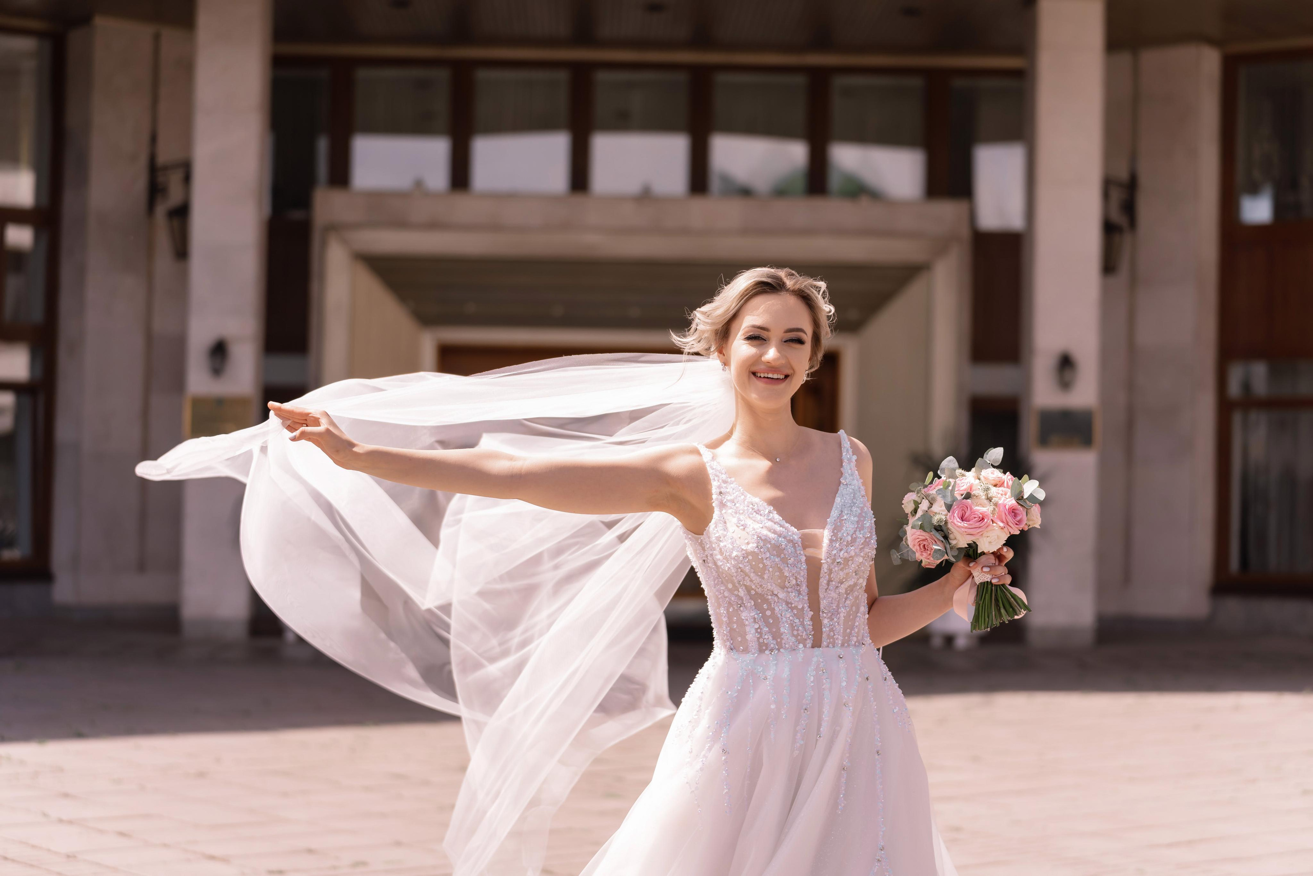 Свадебная фотосессия в Даниловском монастыре