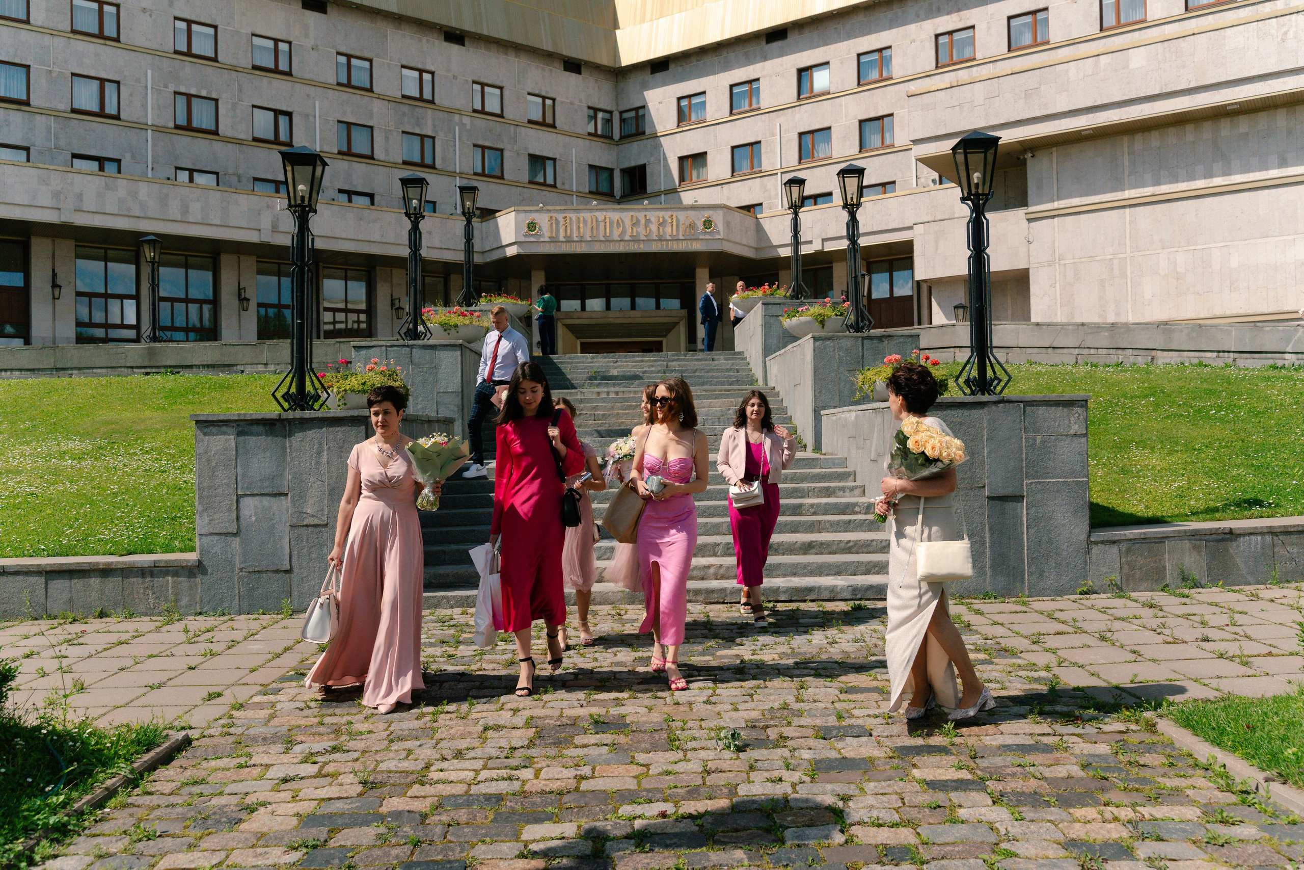 Свадебная фотосессия в Даниловском монастыре