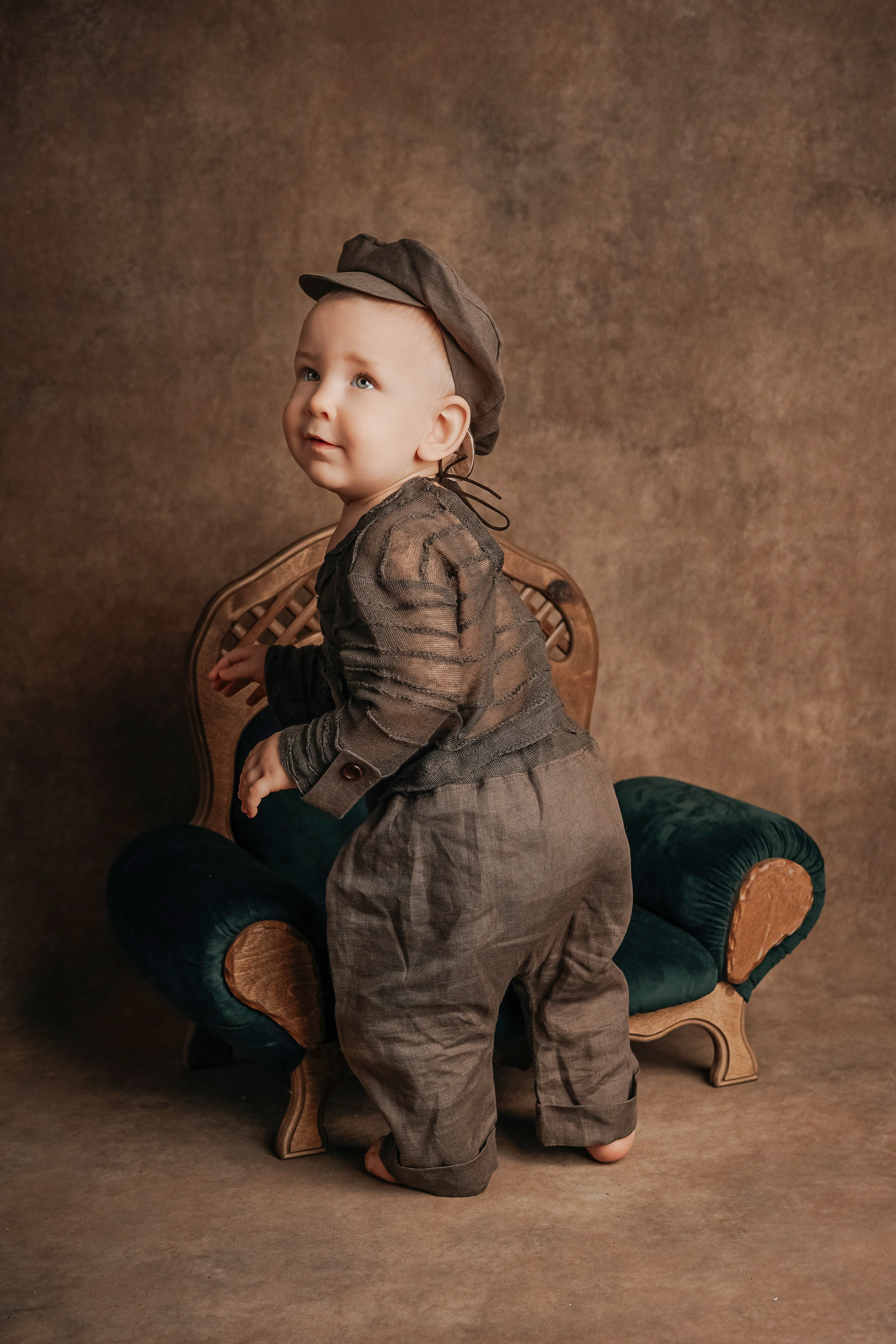 ГОДИК В РЕТРО СТИЛЕ. Фотограф новорожденных беременных в Тюмени Ткачук Татьяна