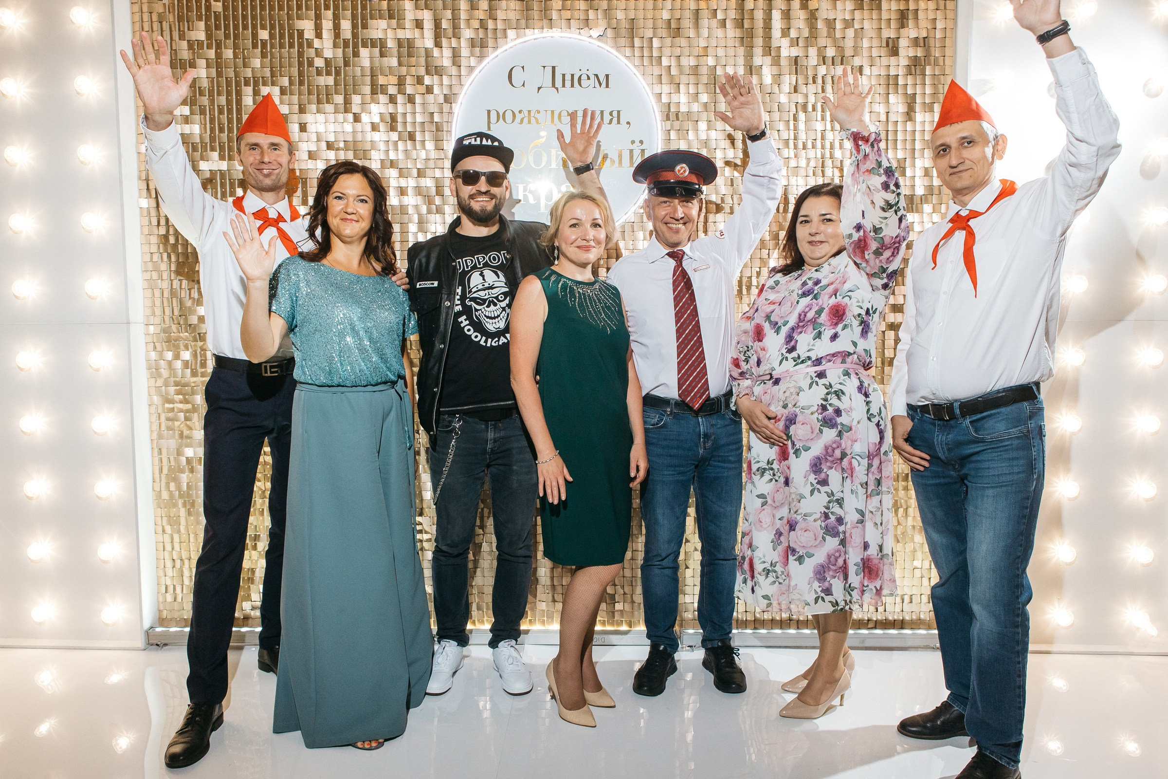 Хороший репортажный фотограф на корпоратив в Питере