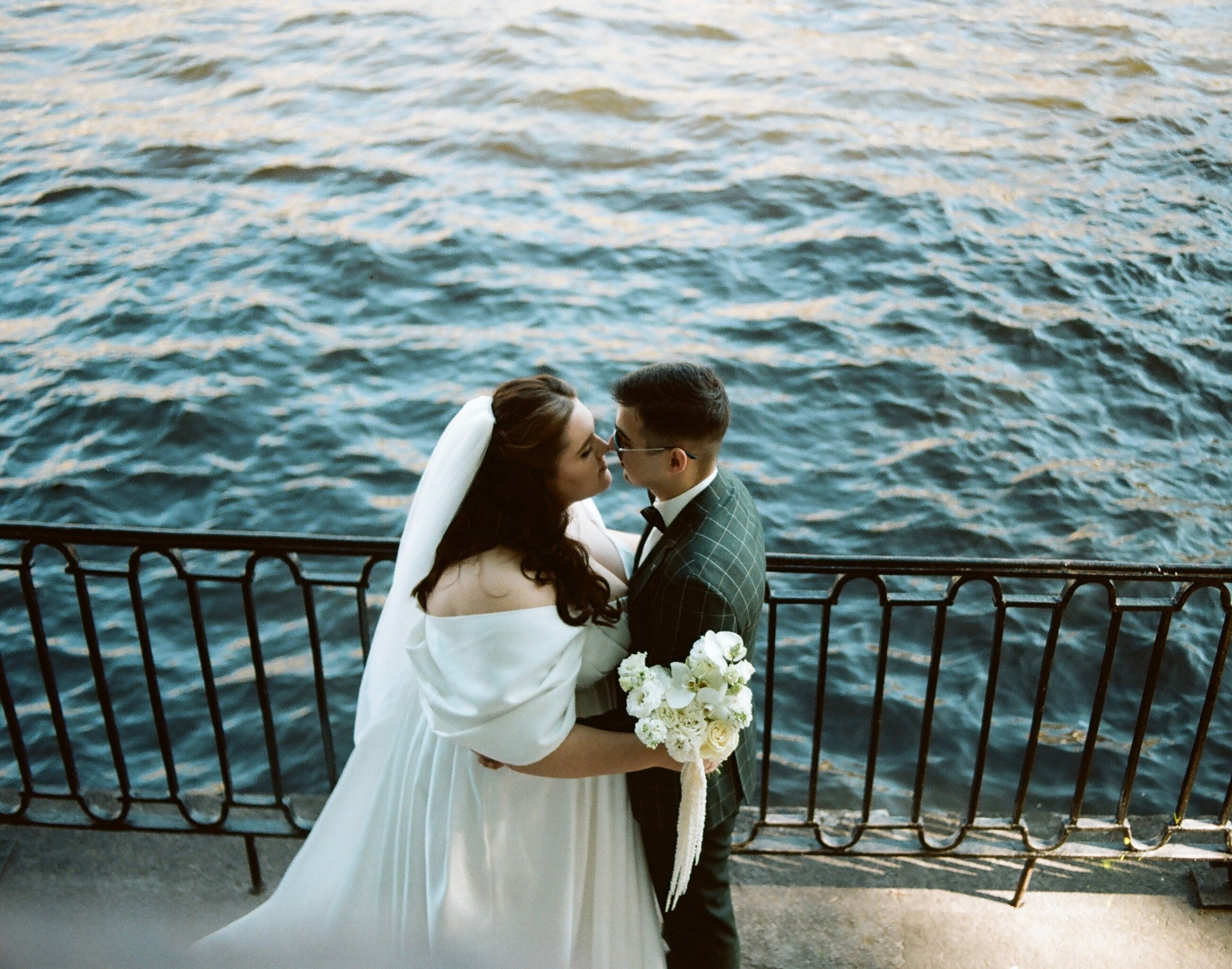 WEDDING. Фотограф, который снимает любовь в Санкт-Петербурге и Череповце