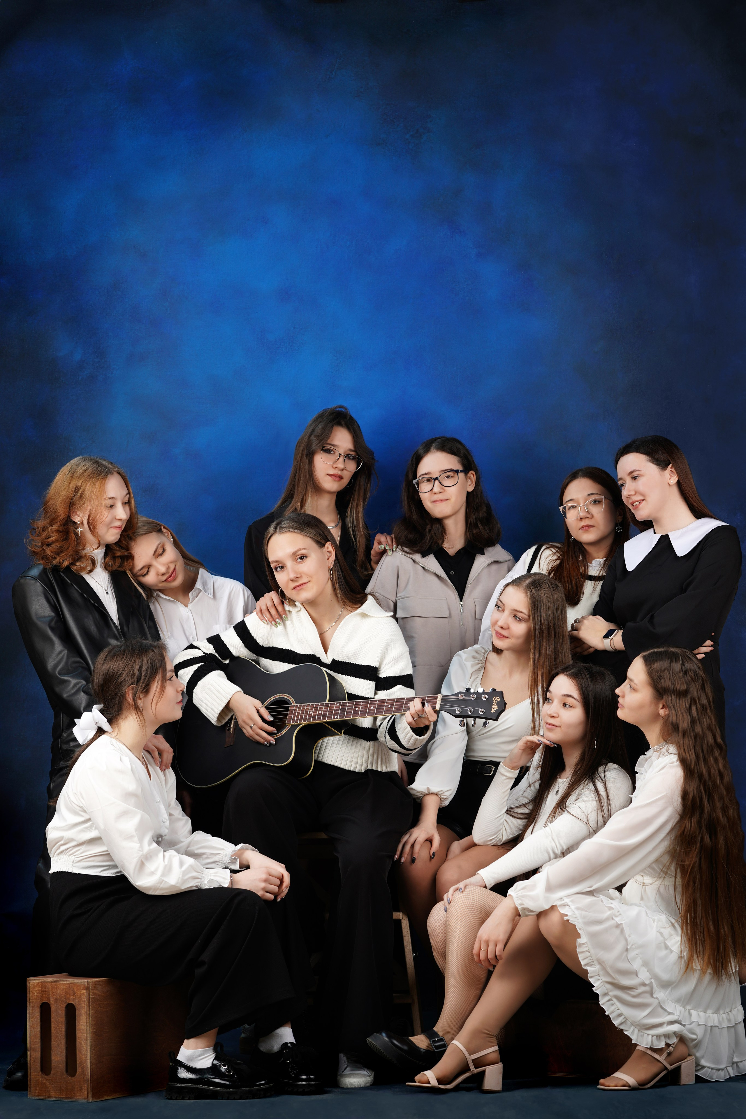 Школьная студия 9,11 класс. Фотограф Герман