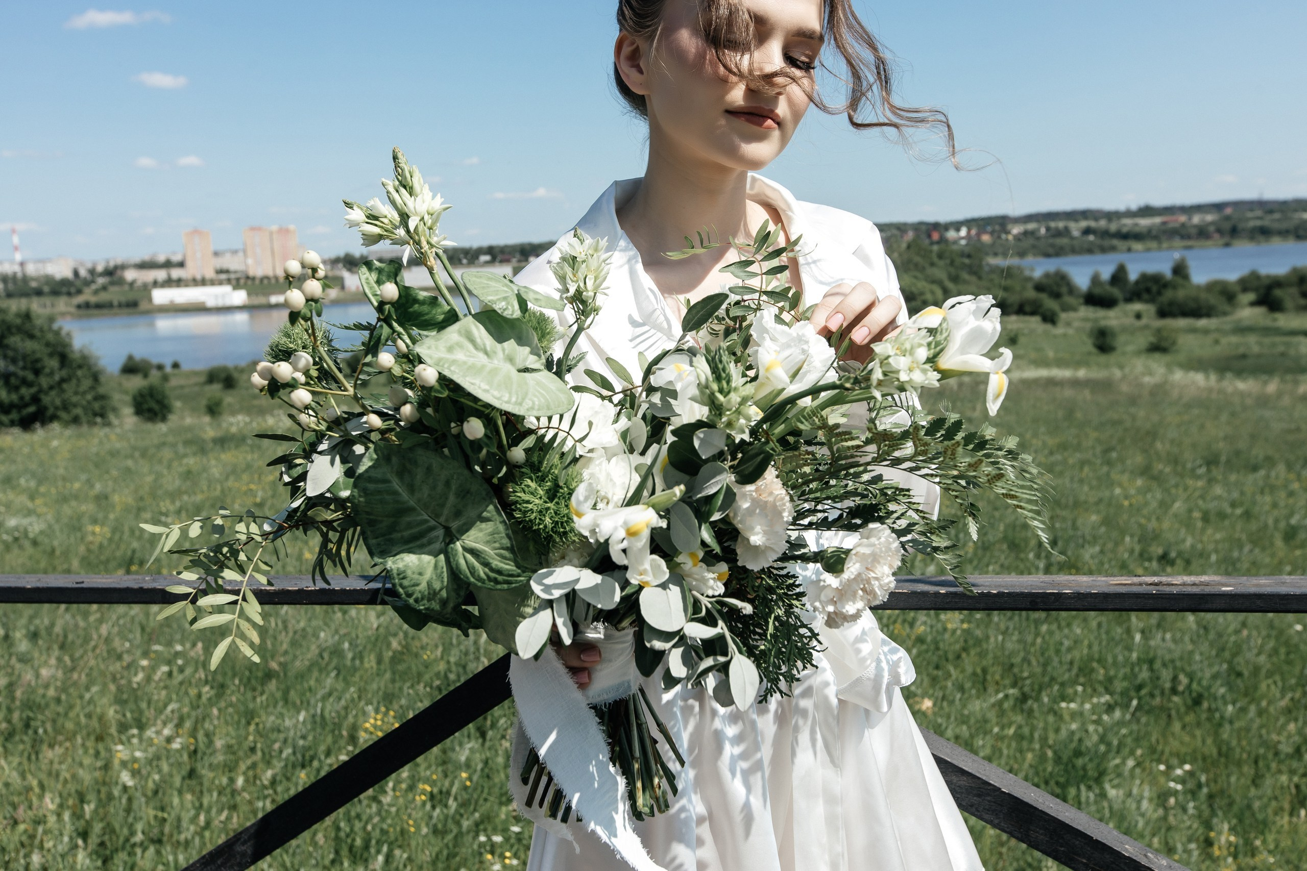 А & Ю | Камерная свадьба под открытым небом. Свадебный фотограф Настя Шелл г. Череповец